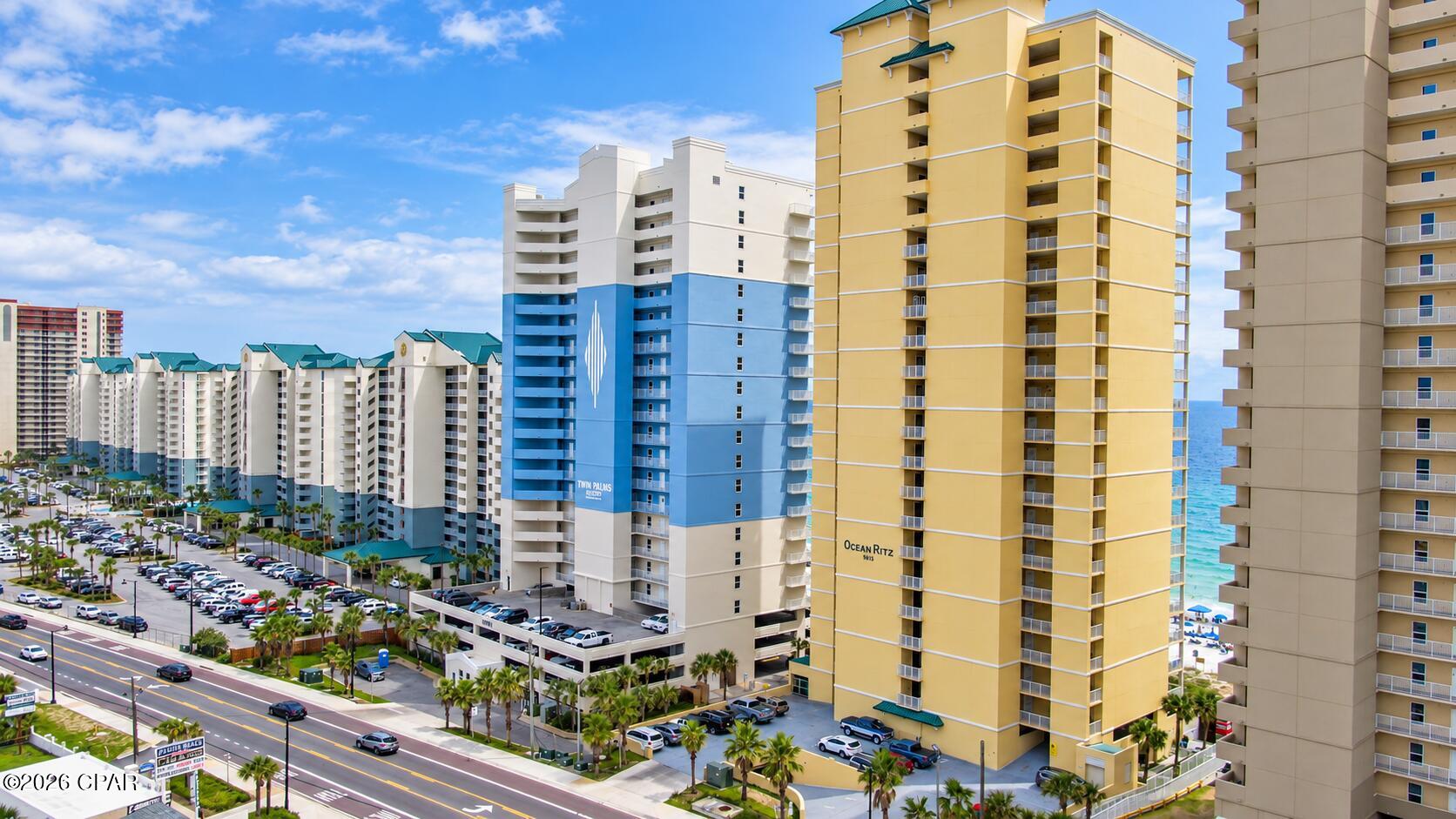 Twin Palms Resort - Residential