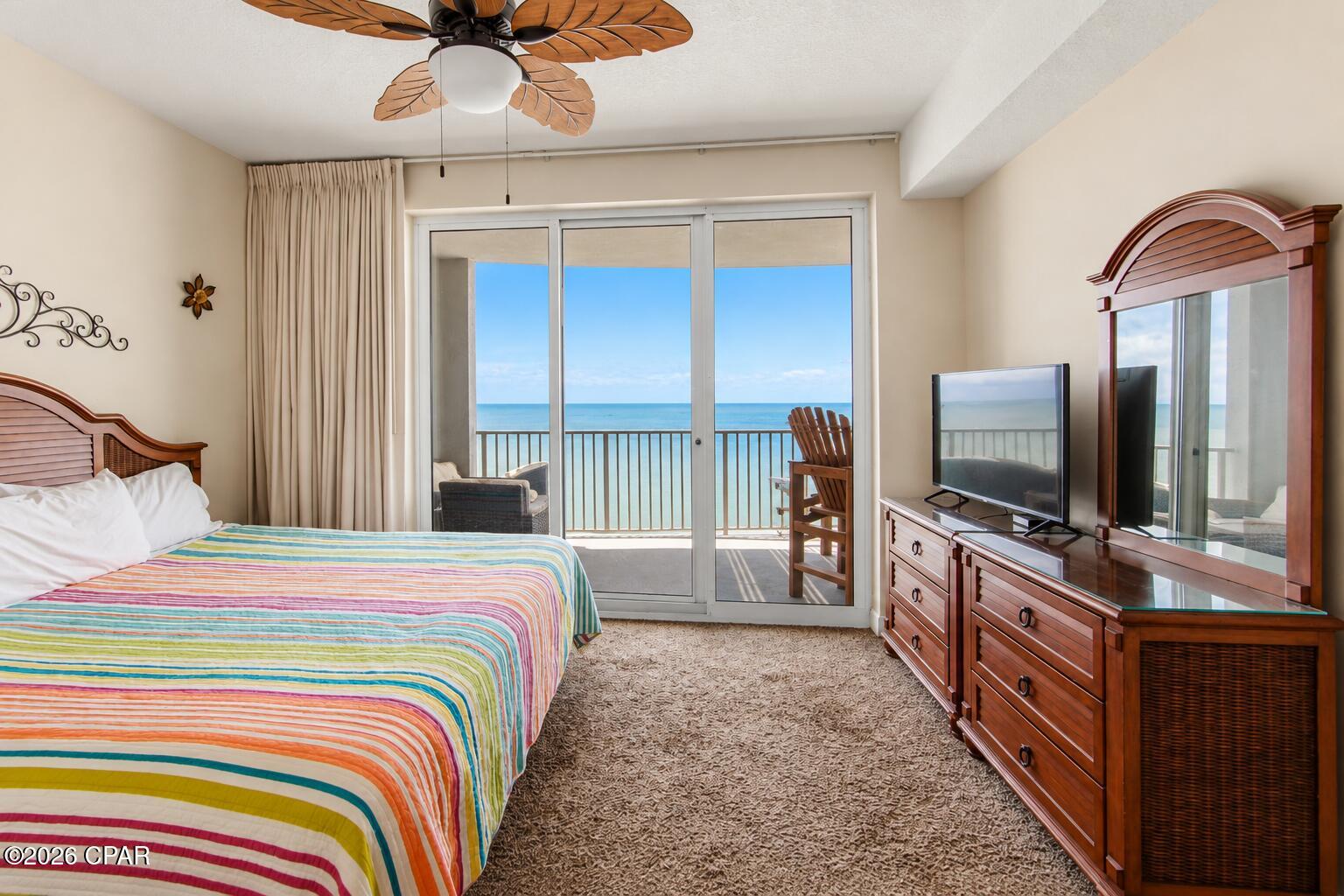 Twin Palms Resort - Residential
