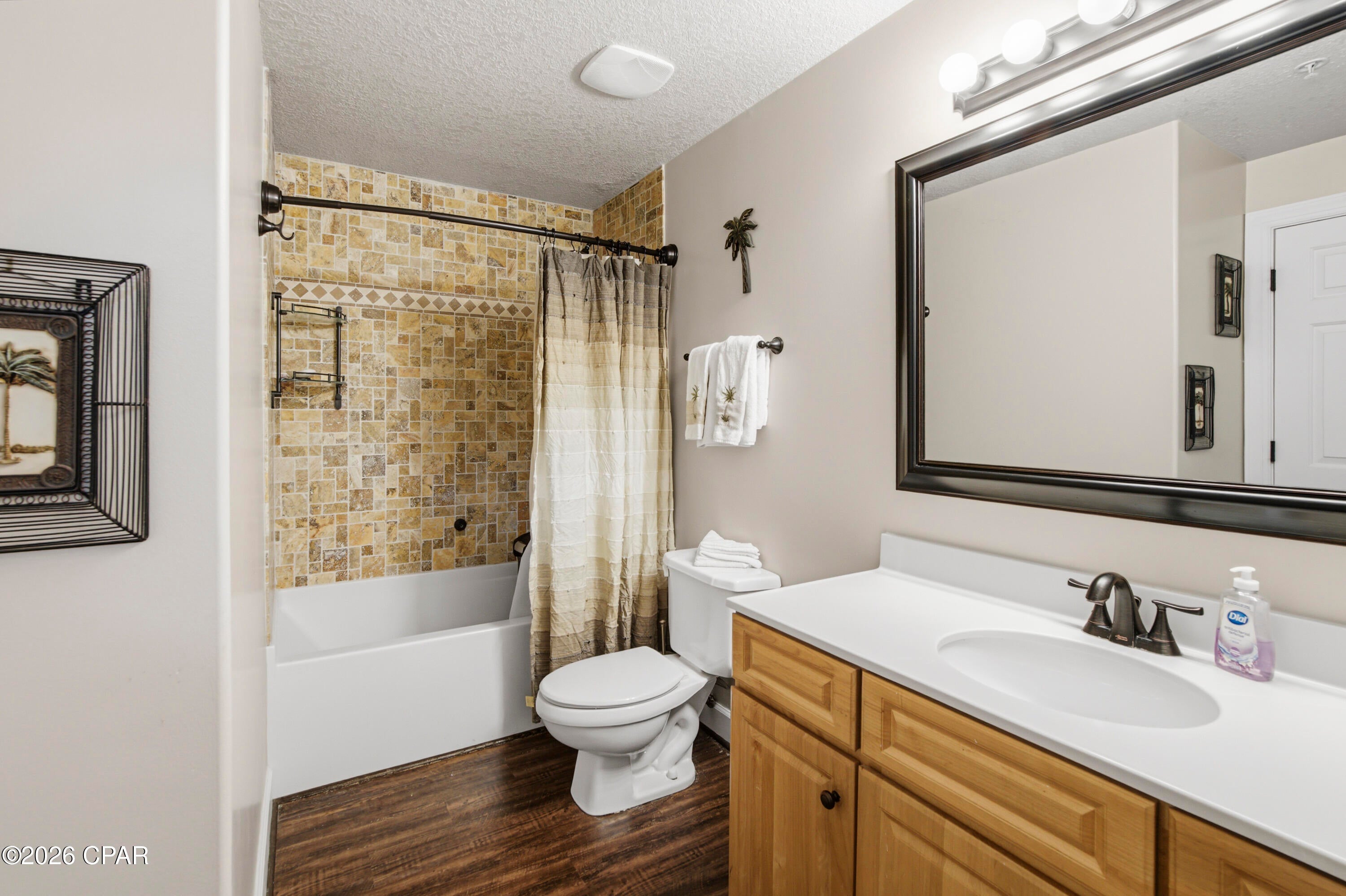 Twin Palms Resort - Residential