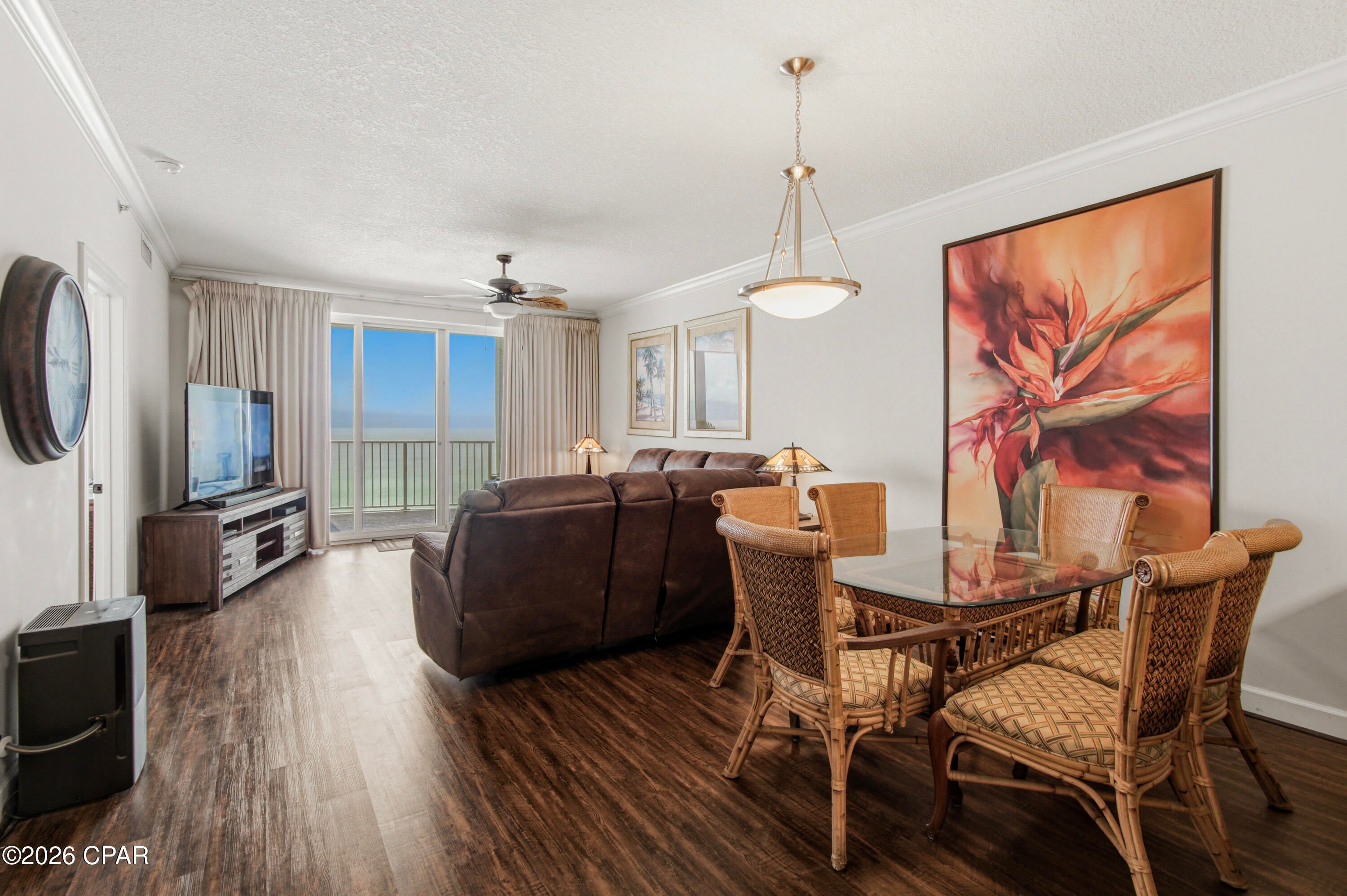 Twin Palms Resort - Residential