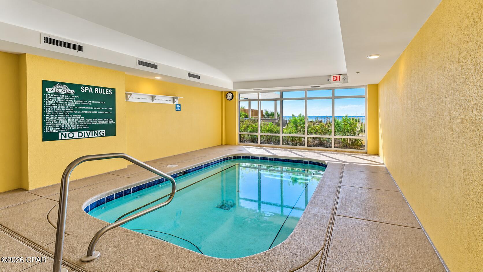 Twin Palms Resort - Residential