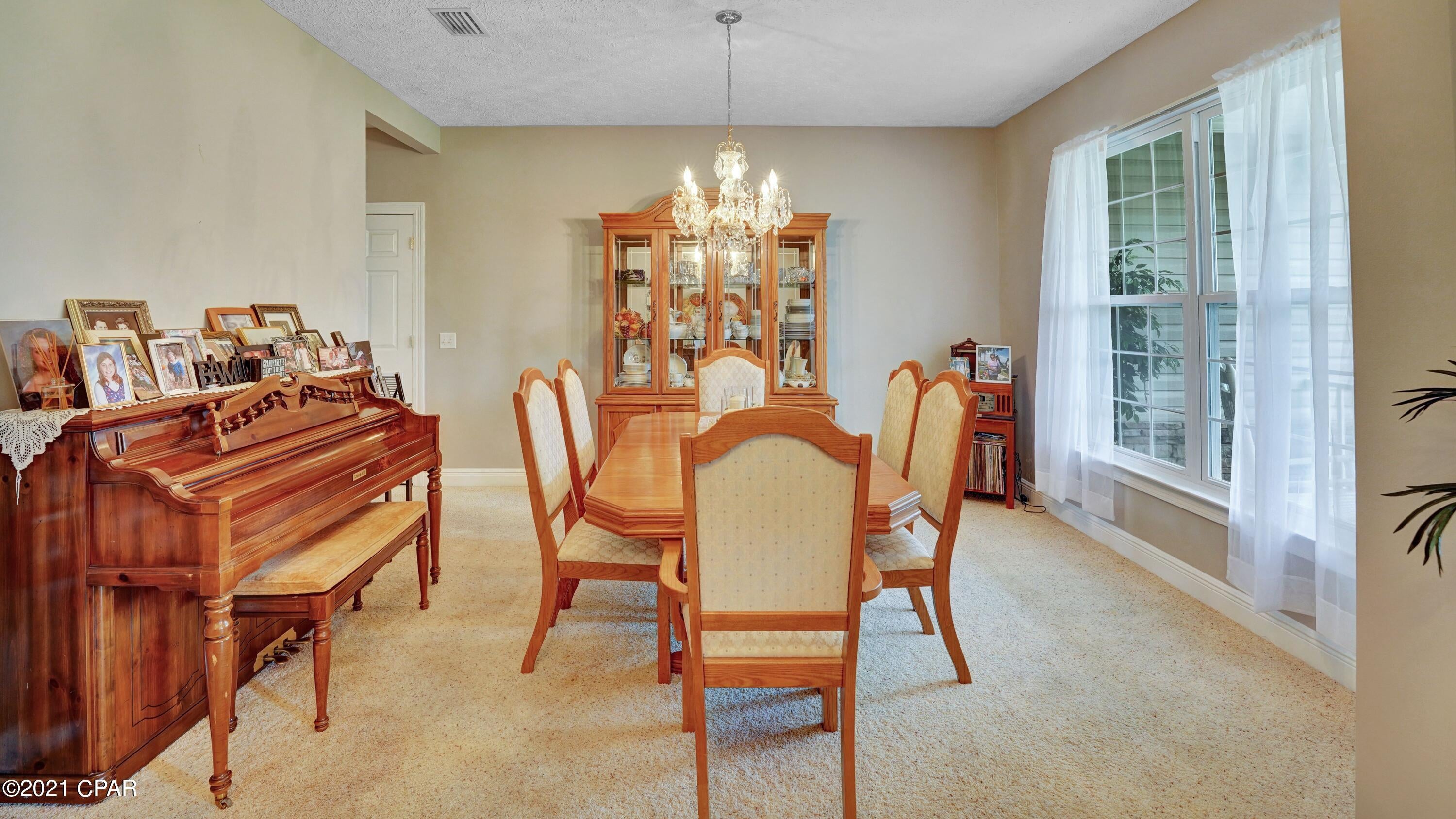 White Oaks - Residential