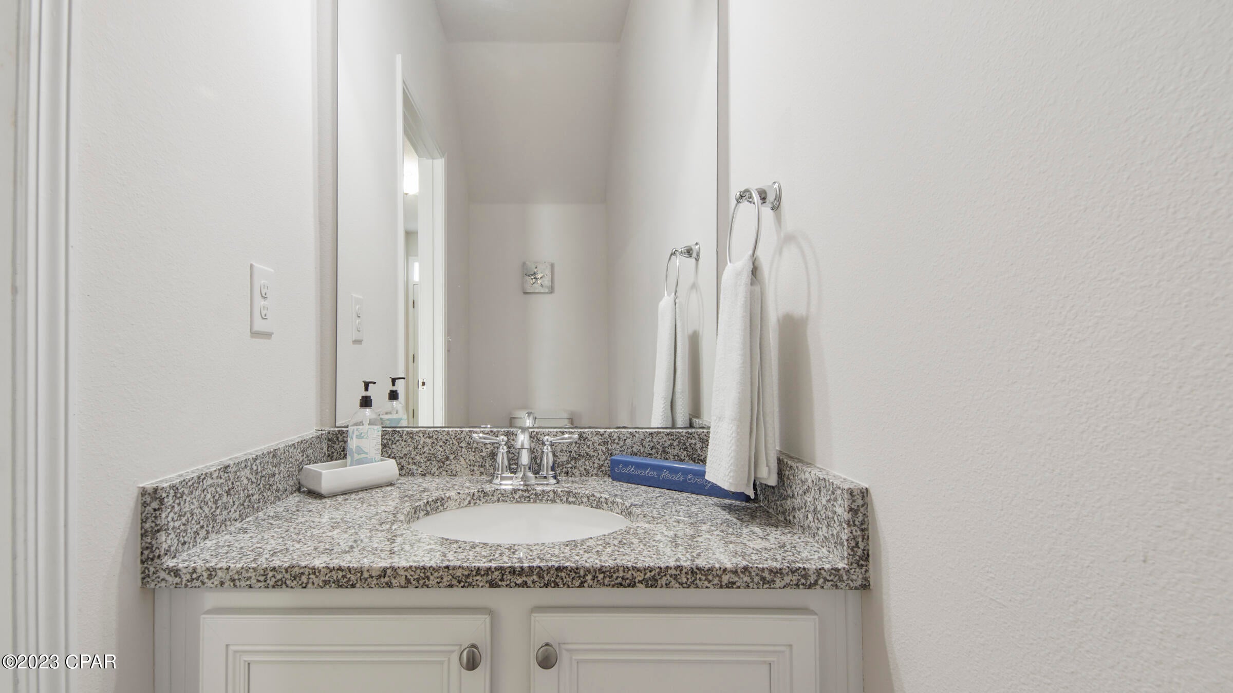Hathaway Townhomes - Residential Lease