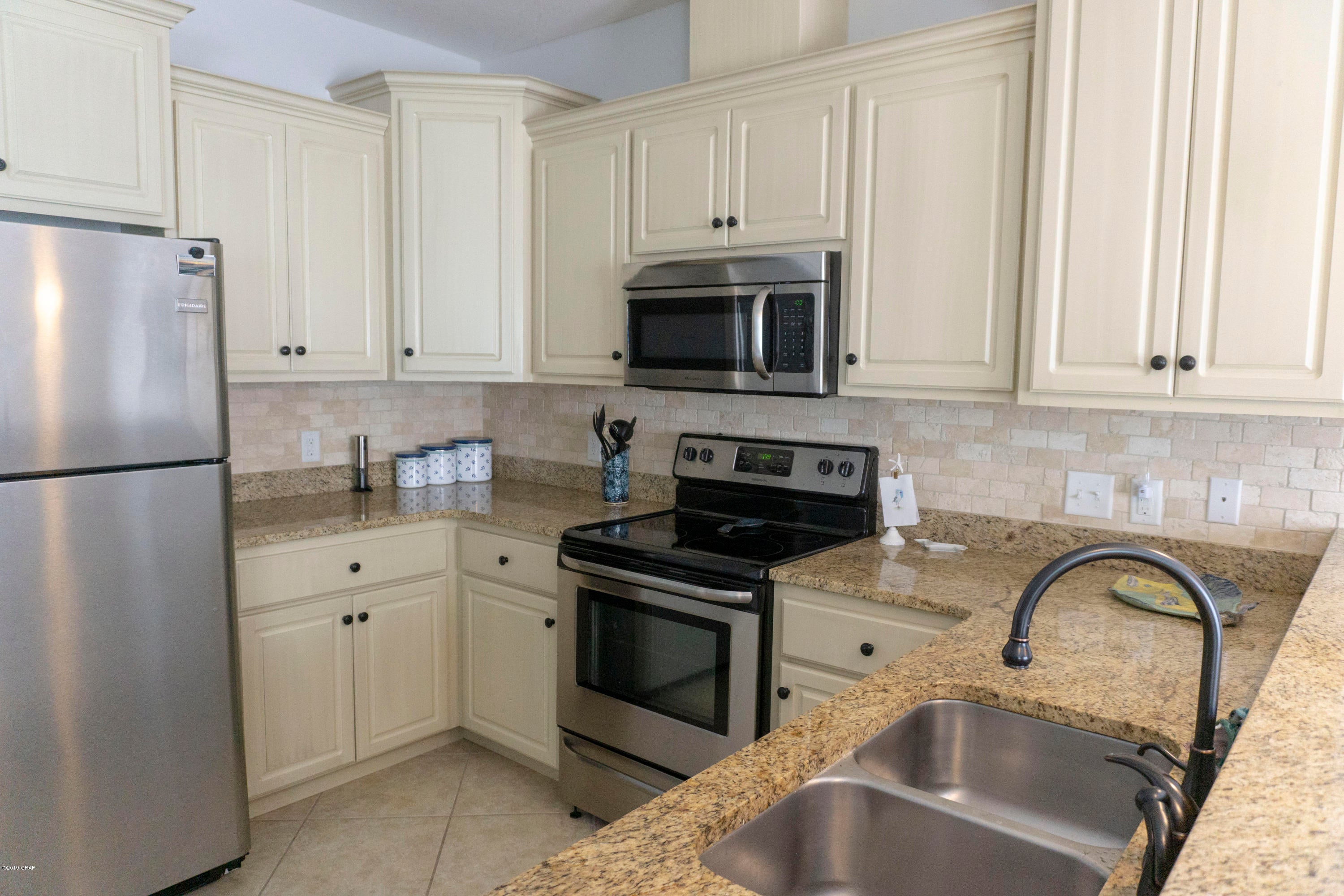 Annabella's Townhomes - Residential