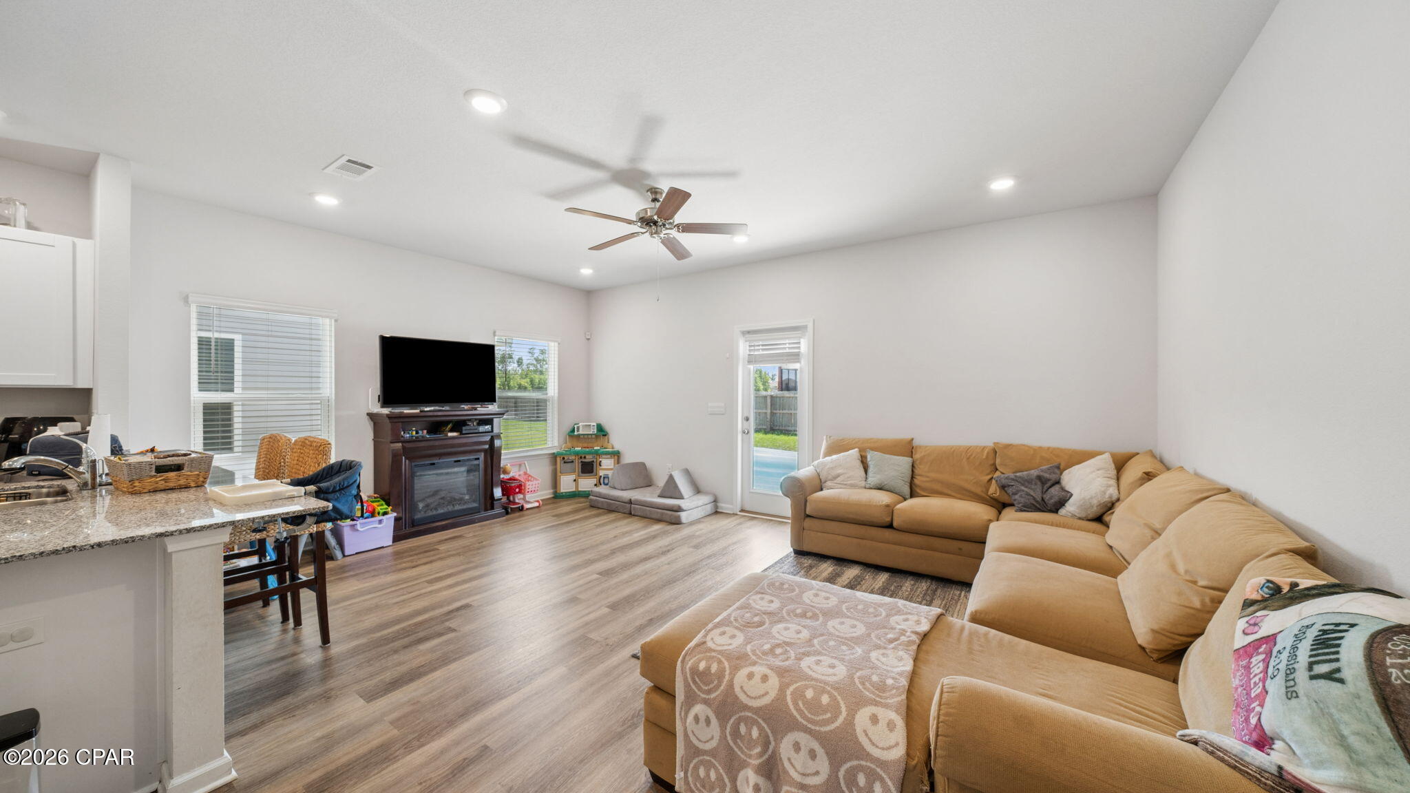 Jakes Landing - Residential Lease