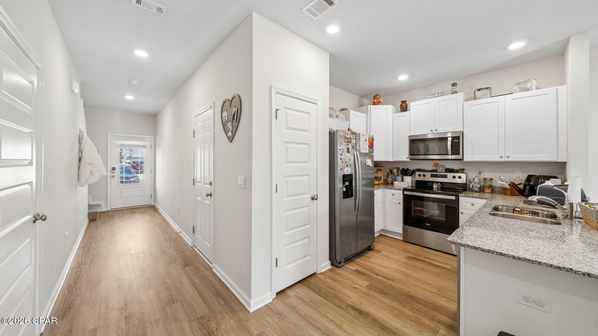 Jakes Landing - Residential Lease