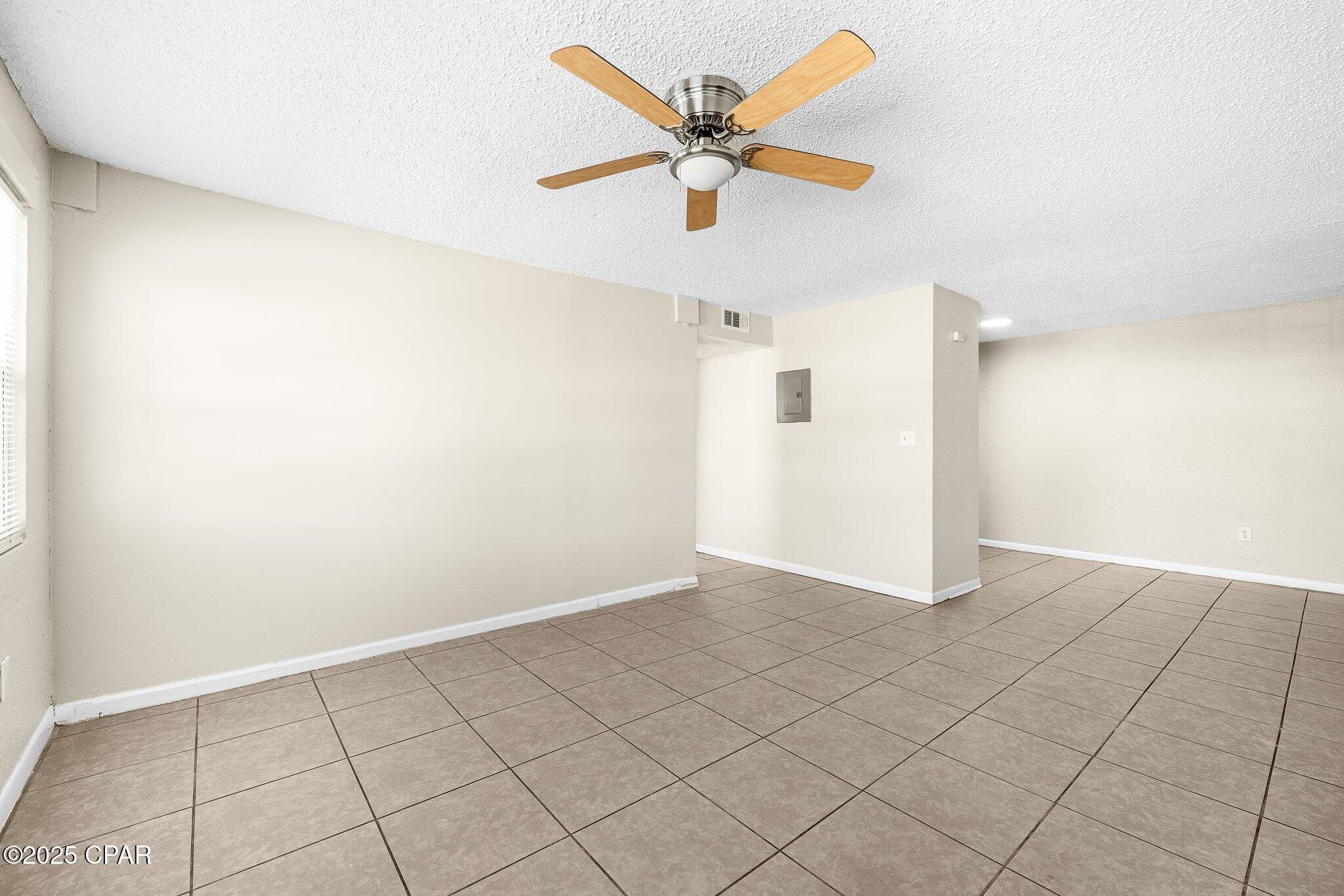 [No Recorded Subdiv] - Commercial Sale