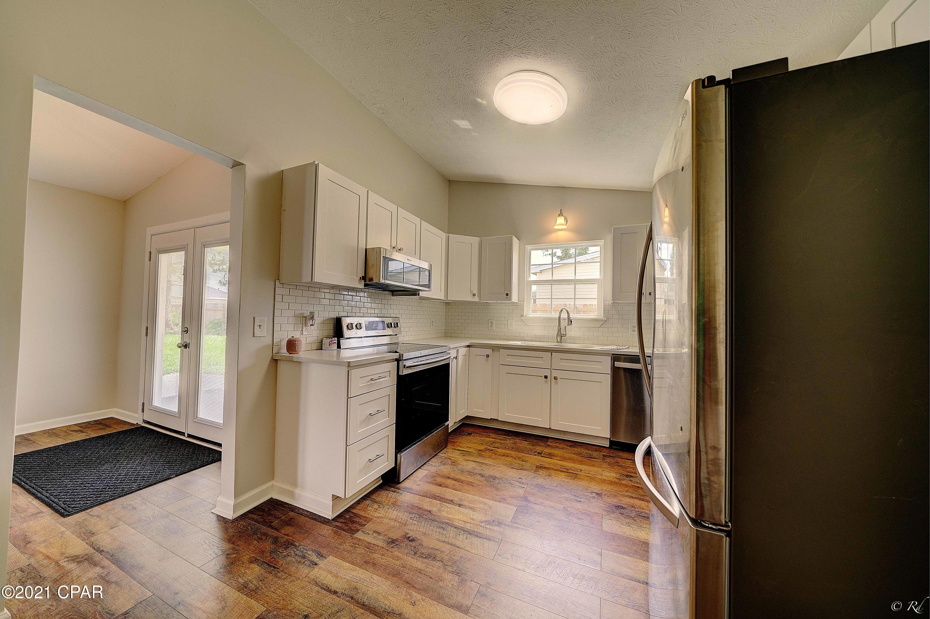 Sweetwater Village N Ph I - Residential
