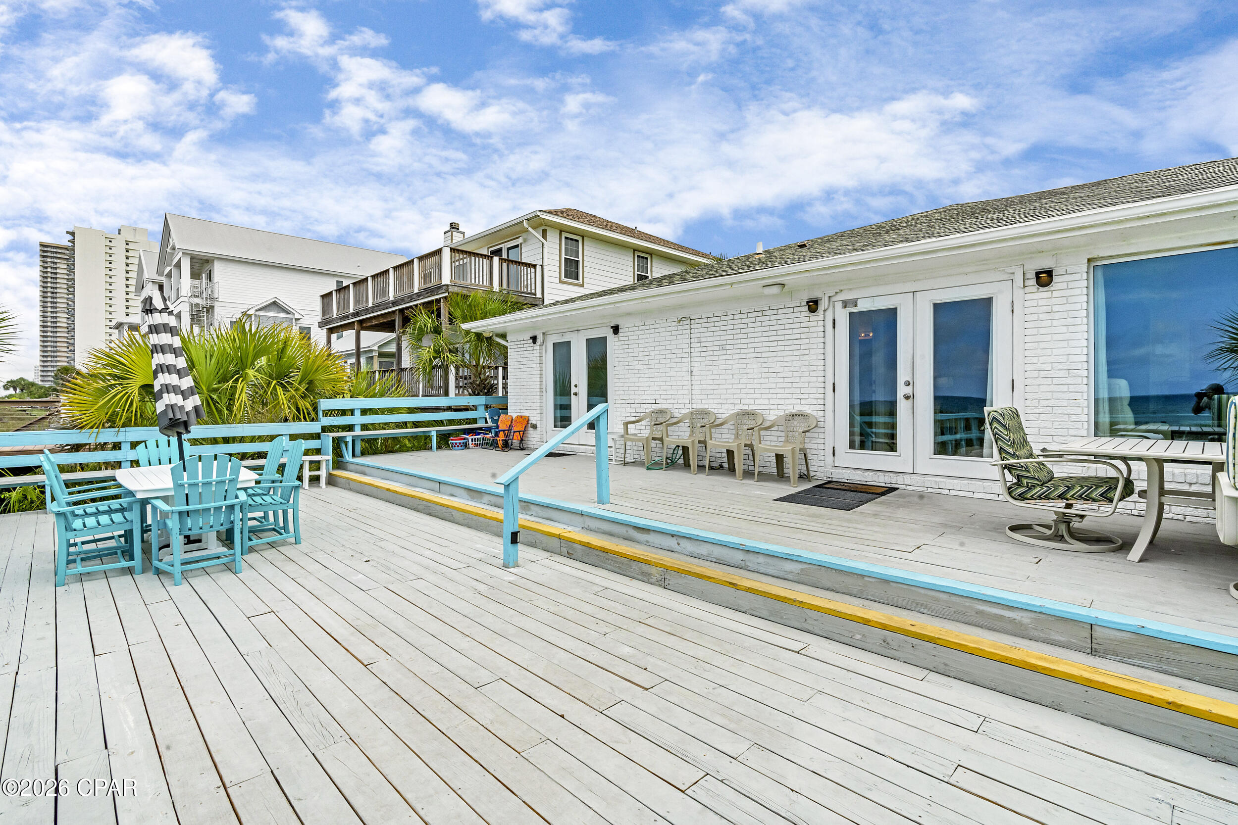 Lullwater Beach - Residential