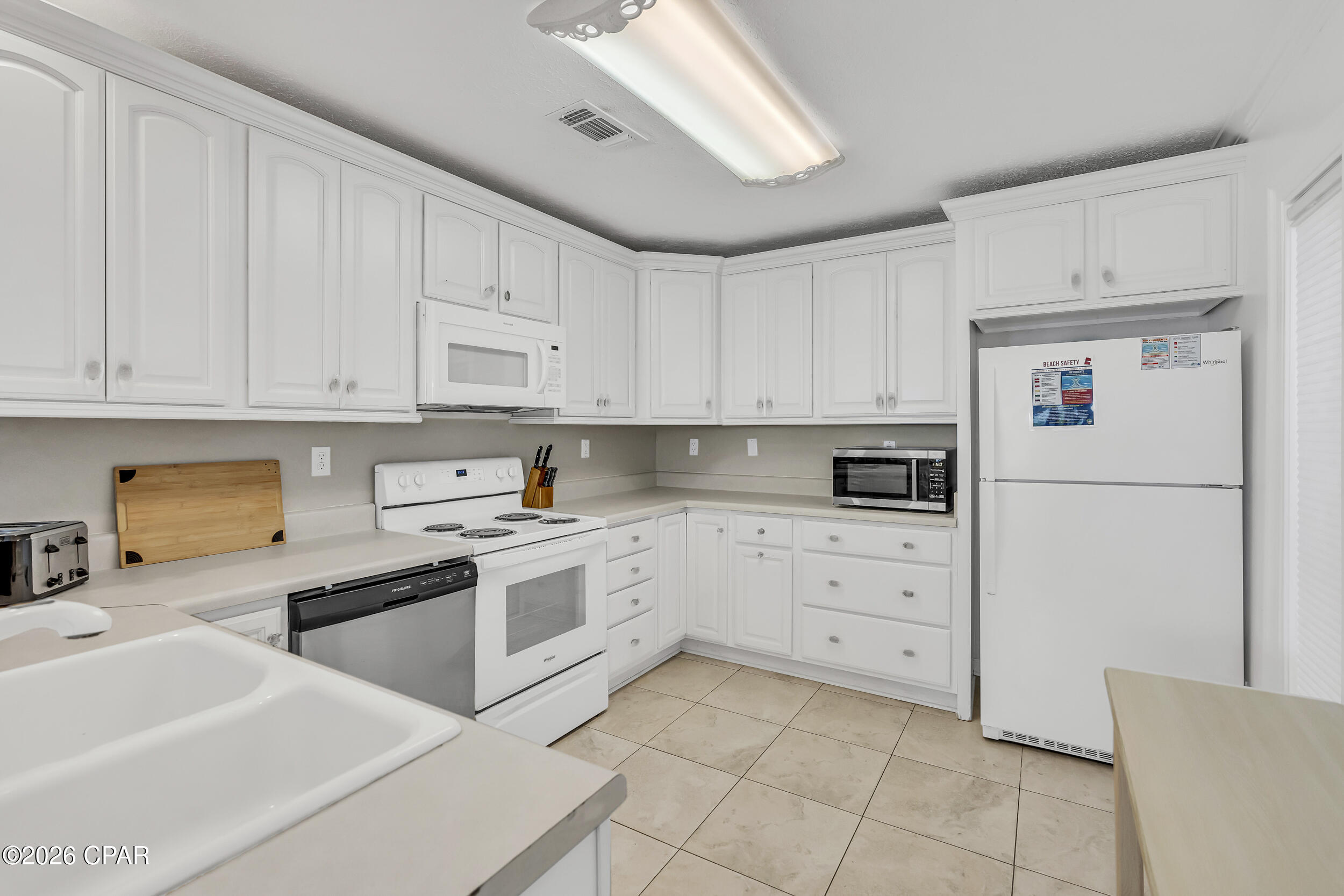 Lullwater Beach - Residential