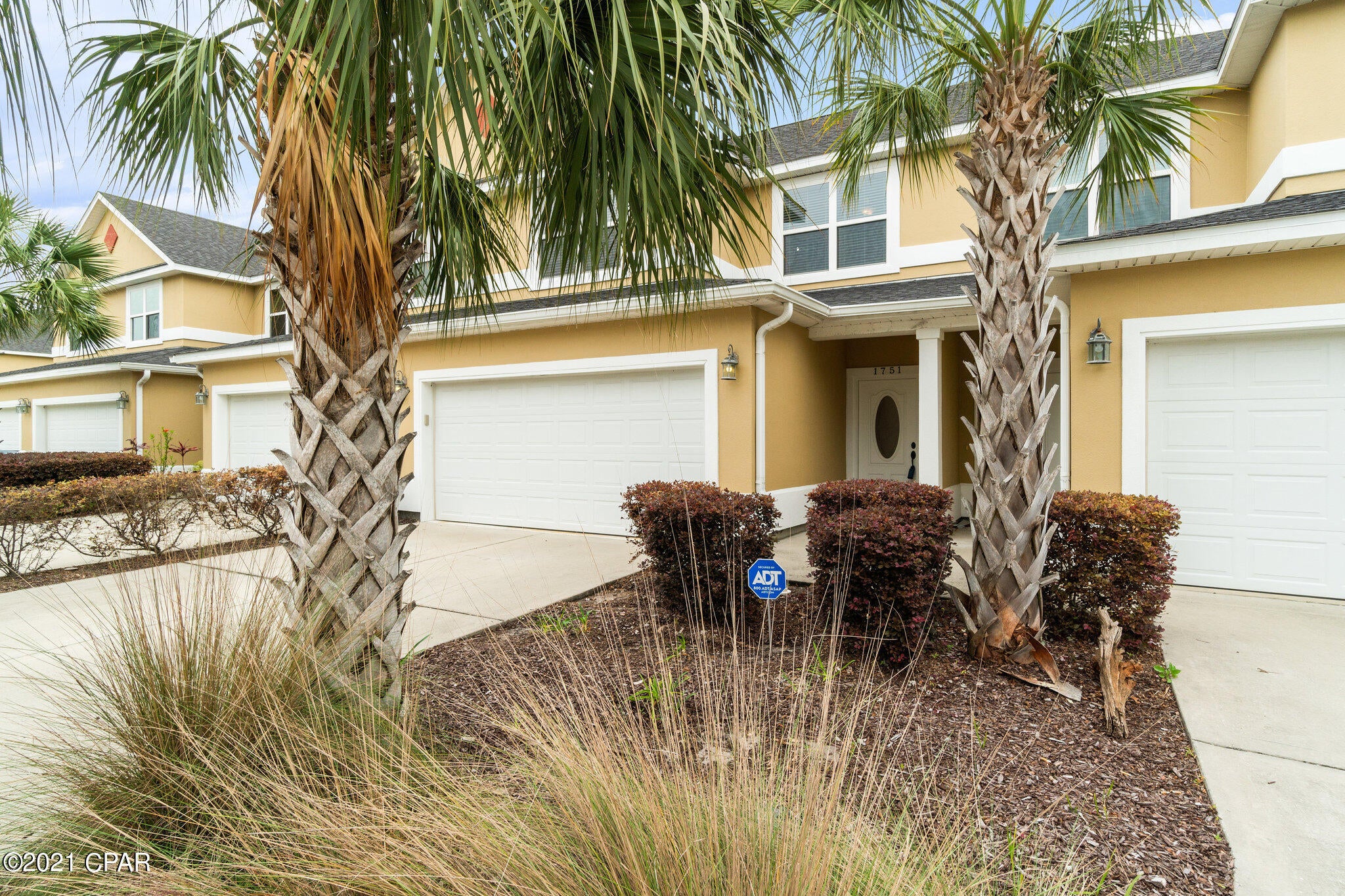 Annabella's Townhomes - Residential