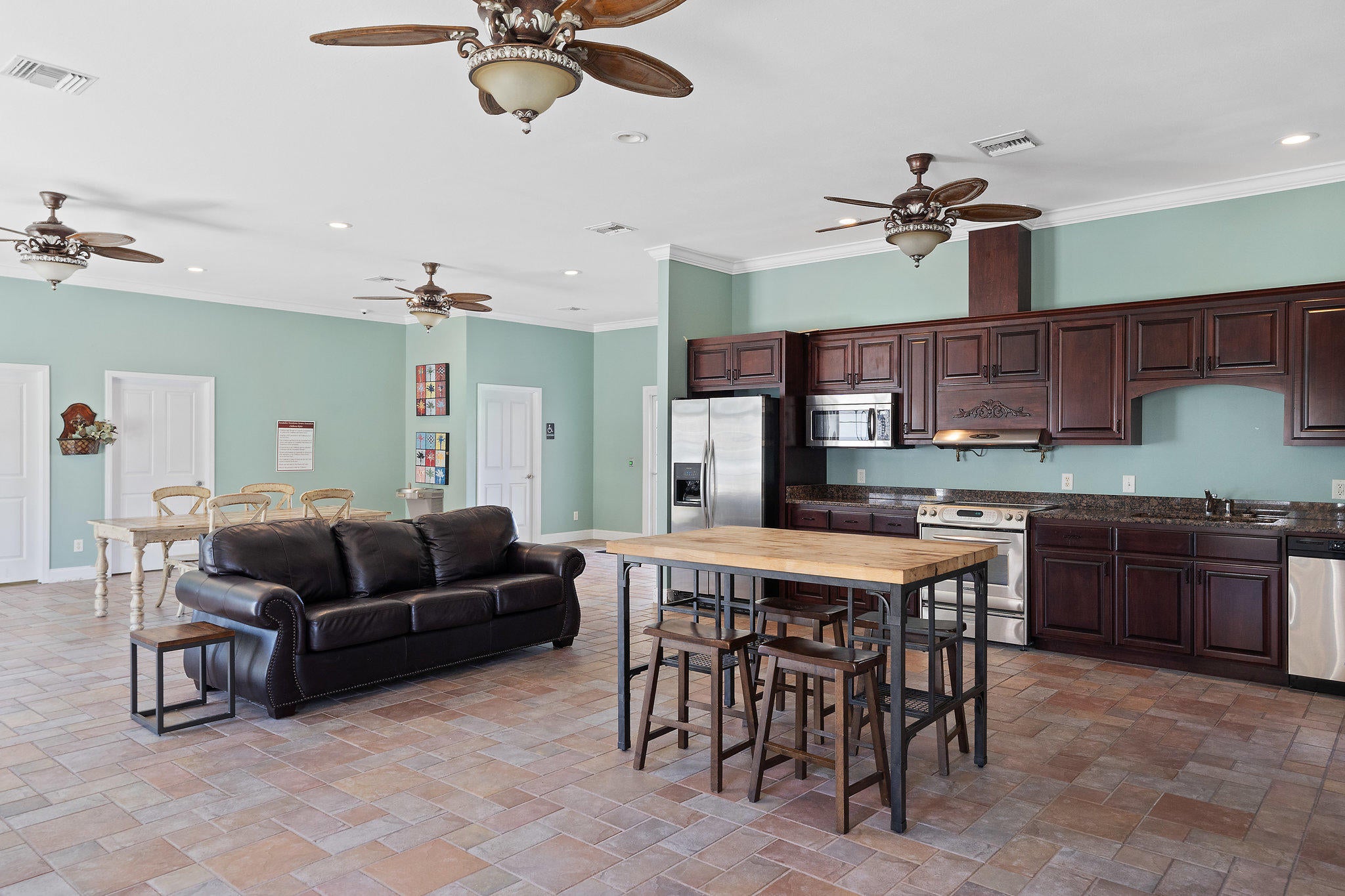 Annabella's Townhomes - Residential