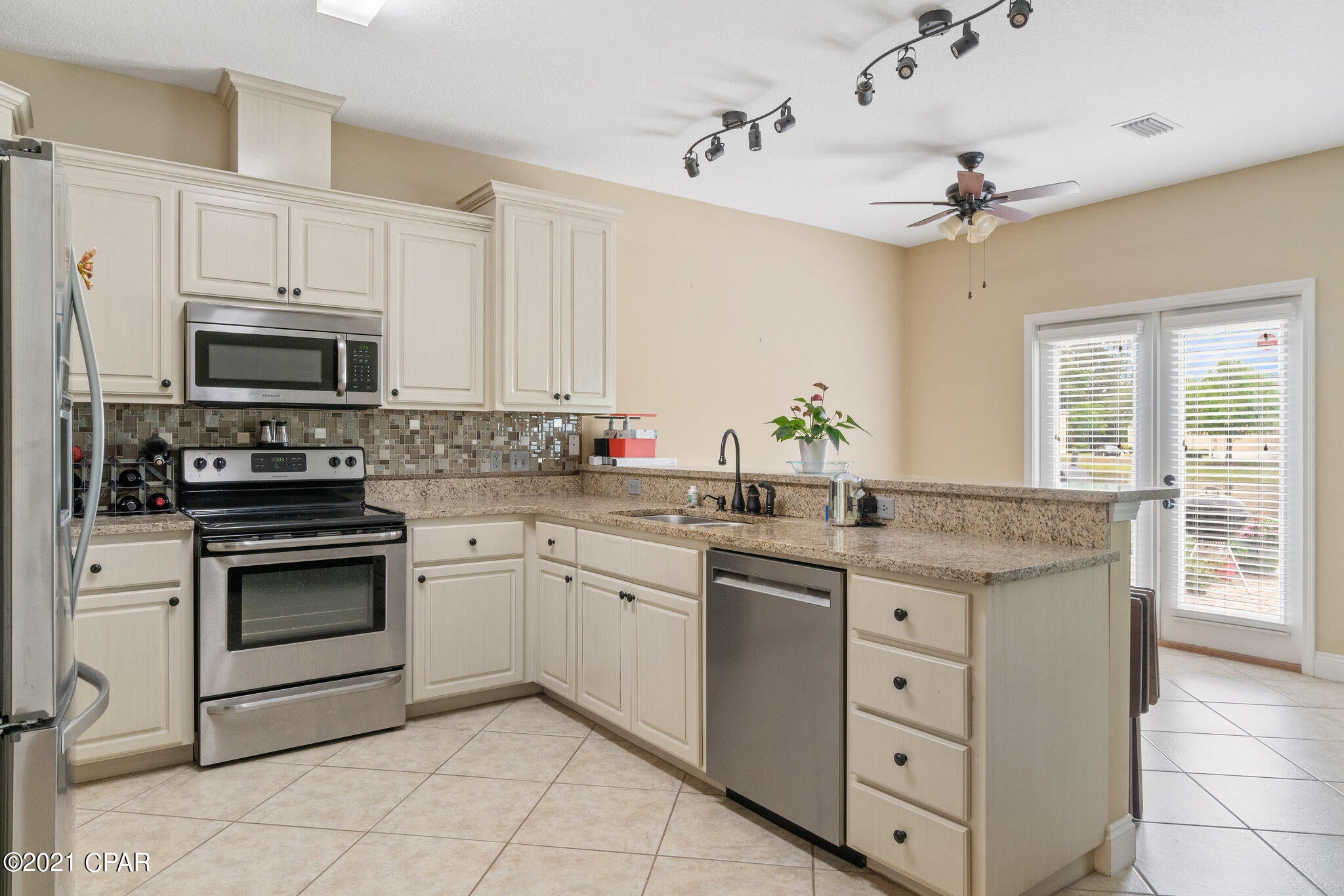 Annabella's Townhomes - Residential