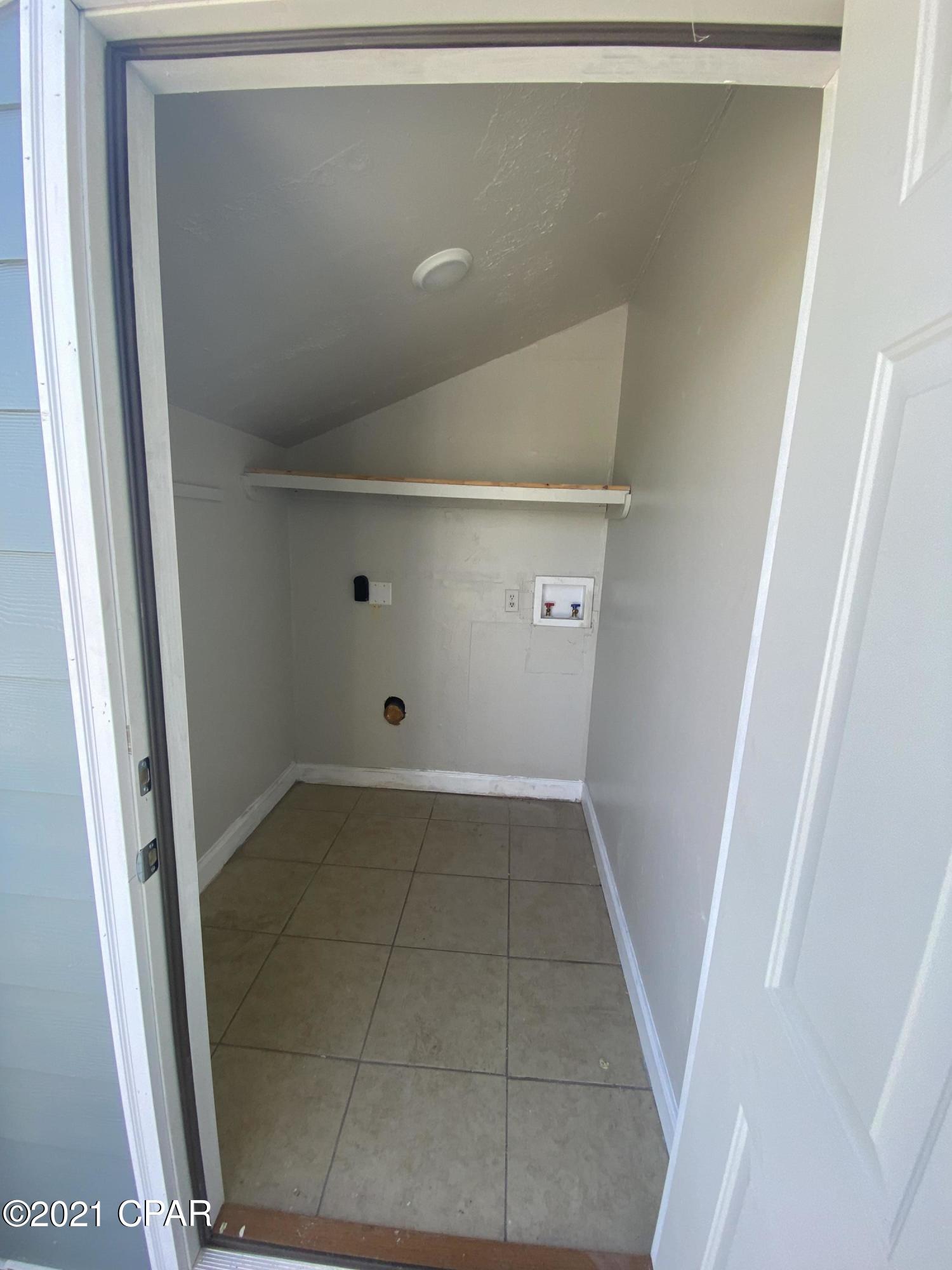 Ware Estate - Residential Lease