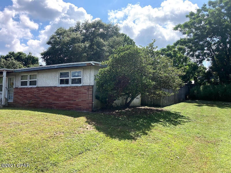 Lakeside - Residential