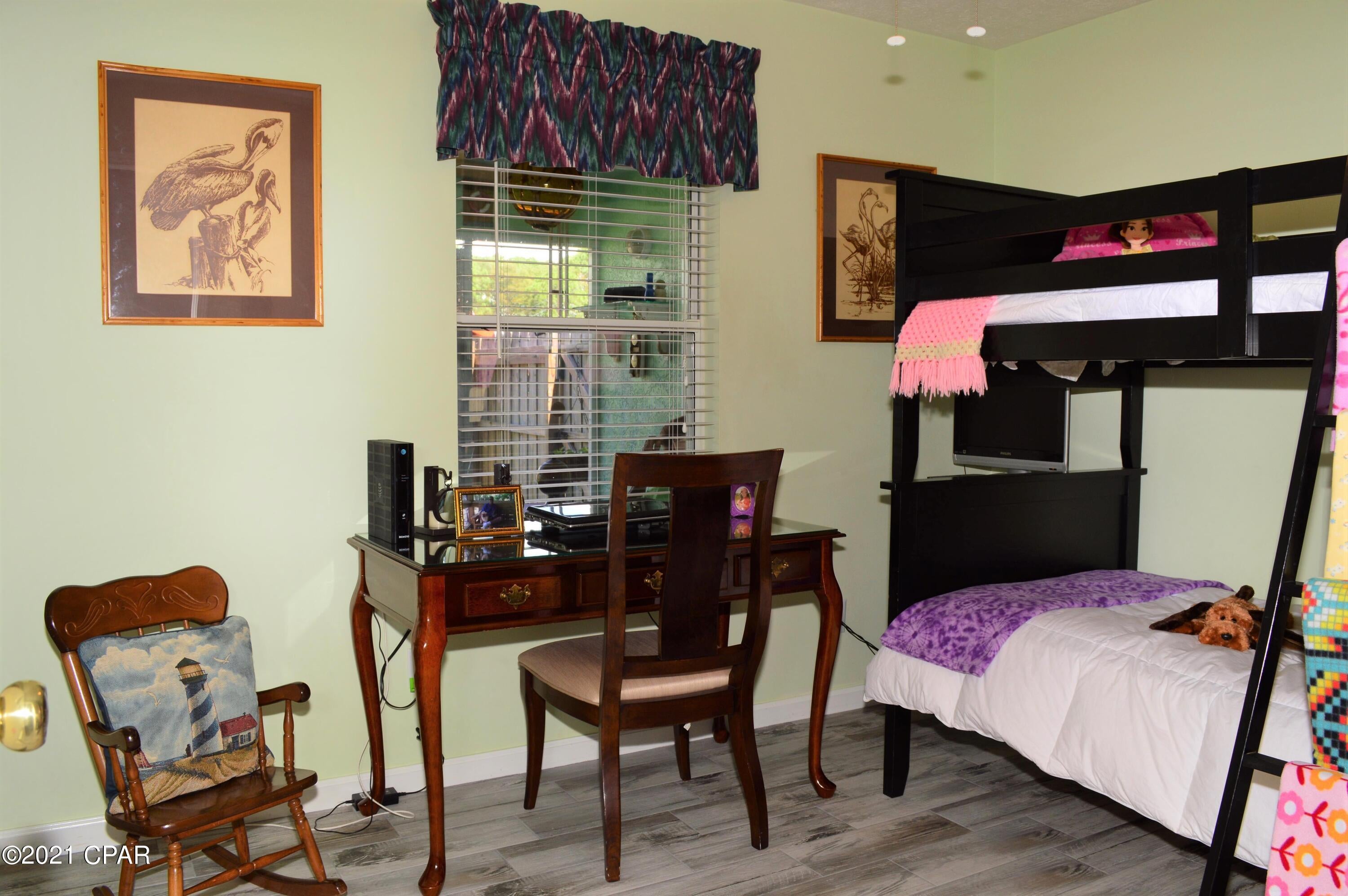 Hutchison's 2nd To Bahama Bch - Residential