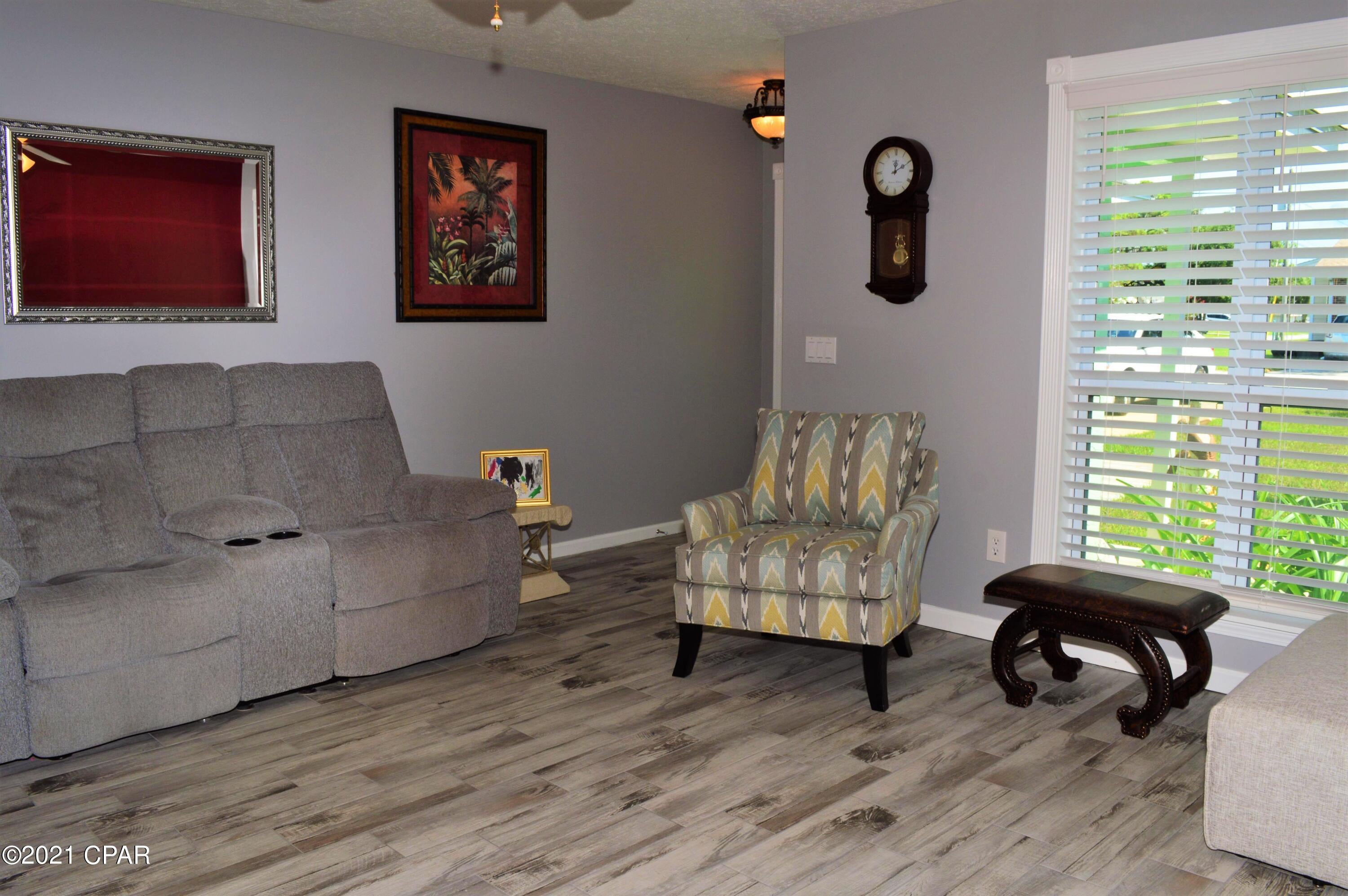 Hutchison's 2nd To Bahama Bch - Residential