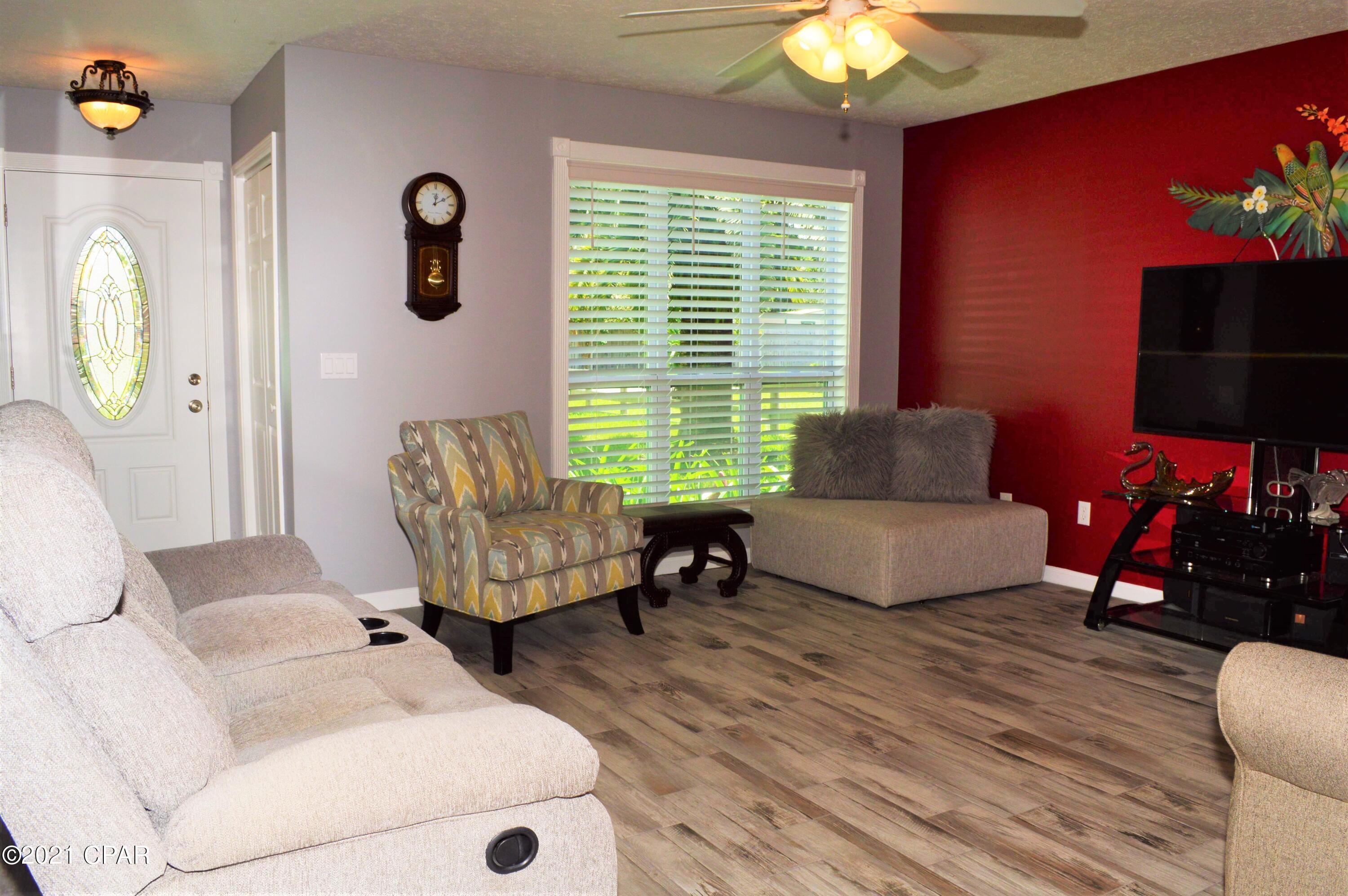 Hutchison's 2nd To Bahama Bch - Residential