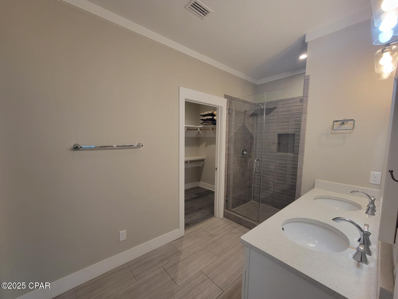 Shorewalk - Residential Lease
