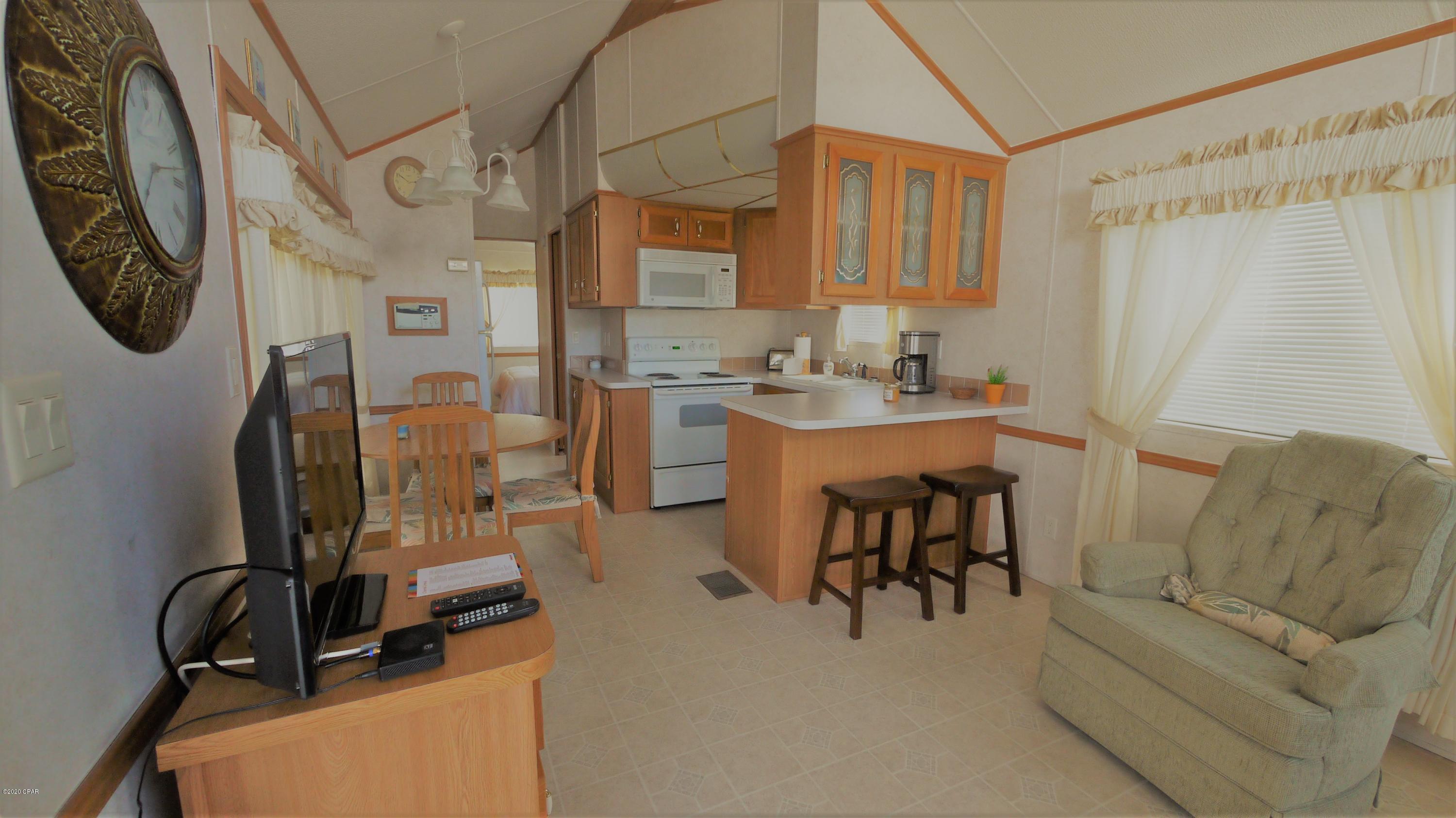 Emerald Pointe Resort - Residential Lease
