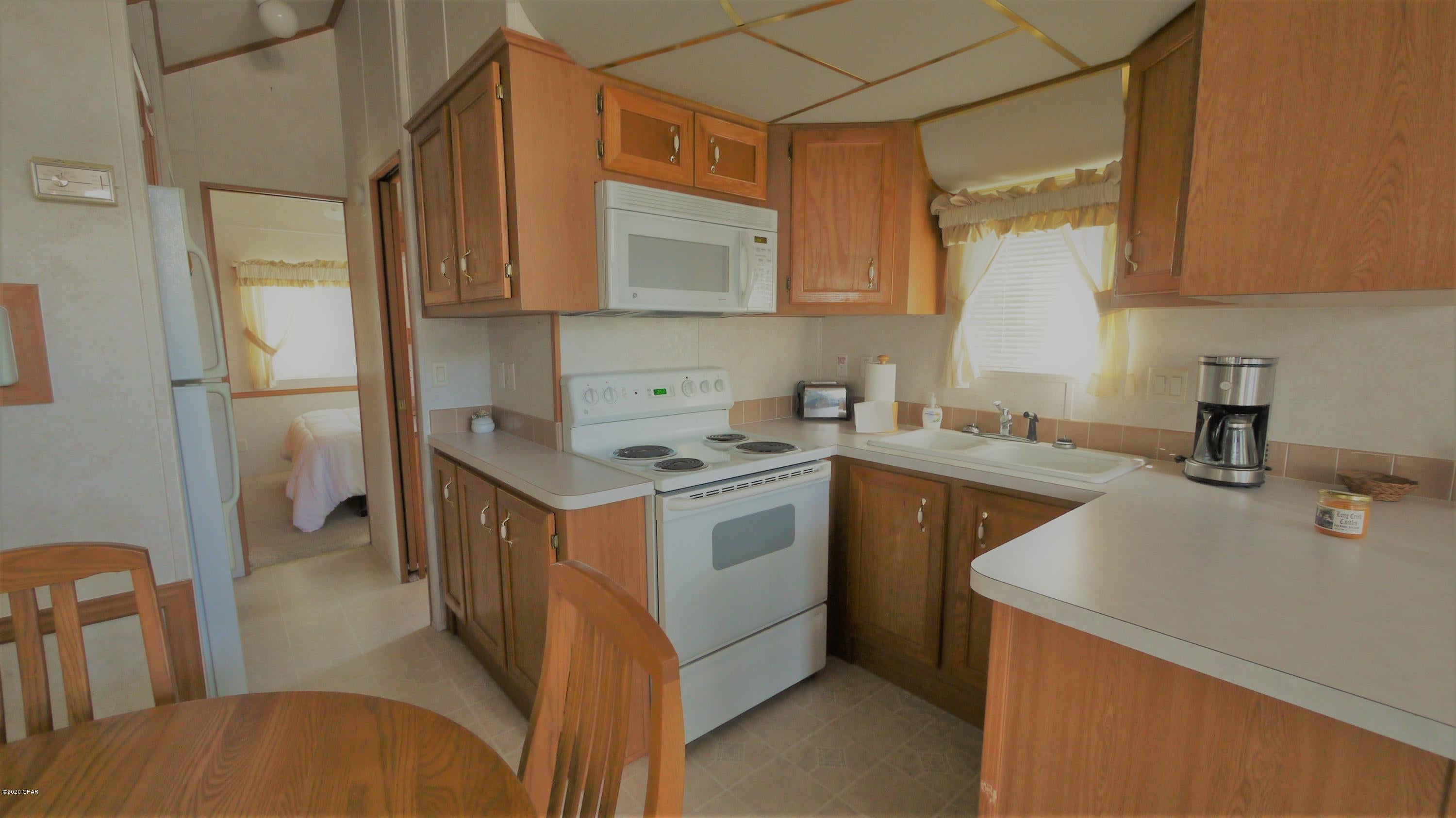 Emerald Pointe Resort - Residential Lease