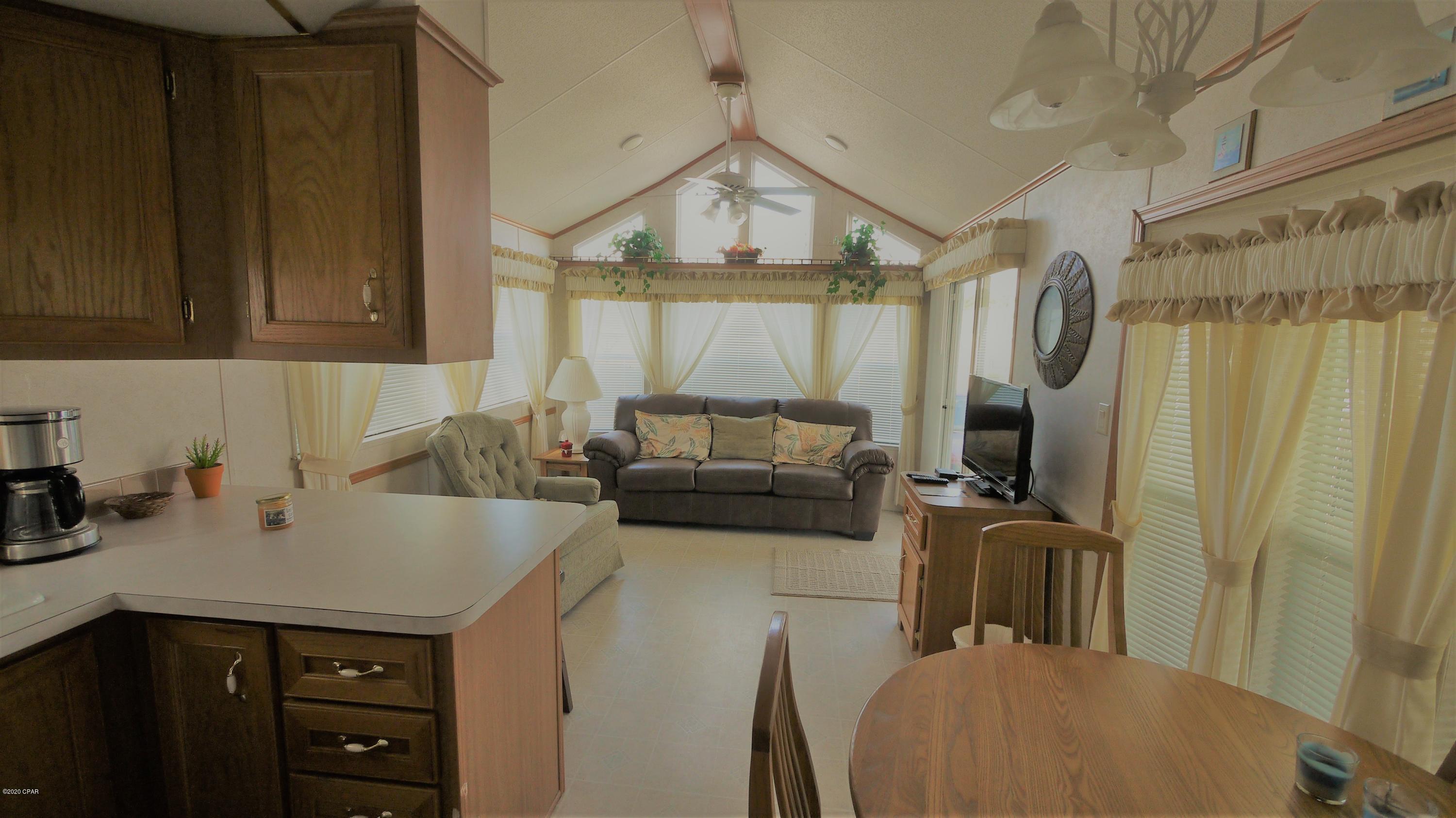 Emerald Pointe Resort - Residential Lease