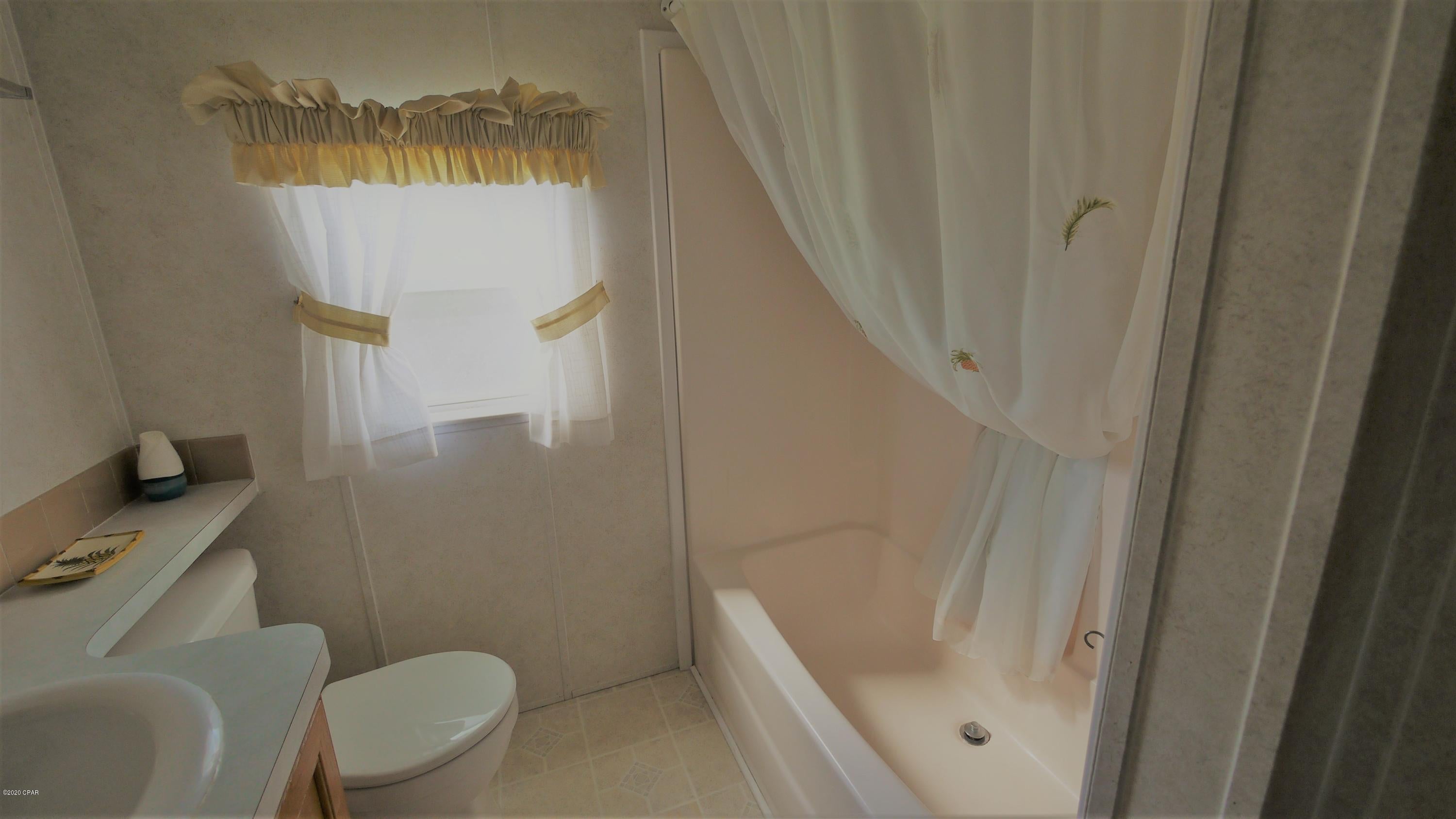 Emerald Pointe Resort - Residential Lease