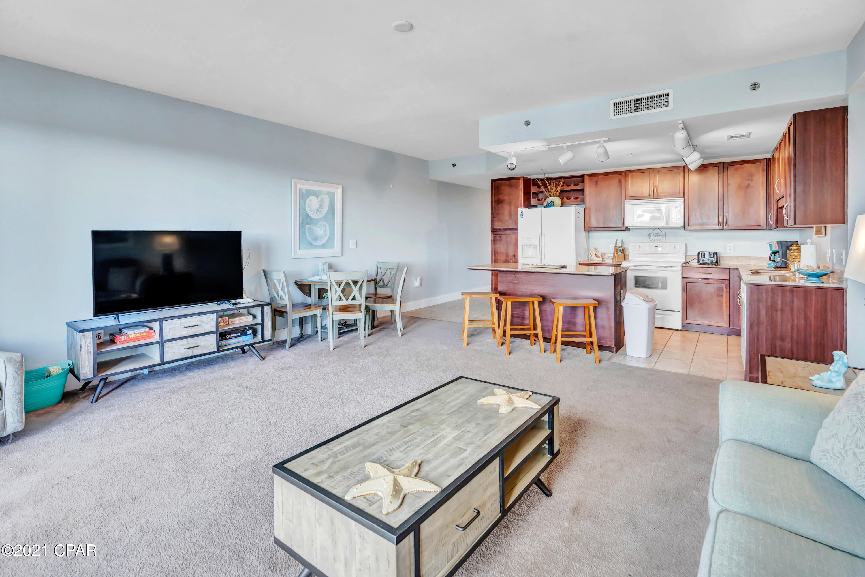 Laketown Wharf - Residential