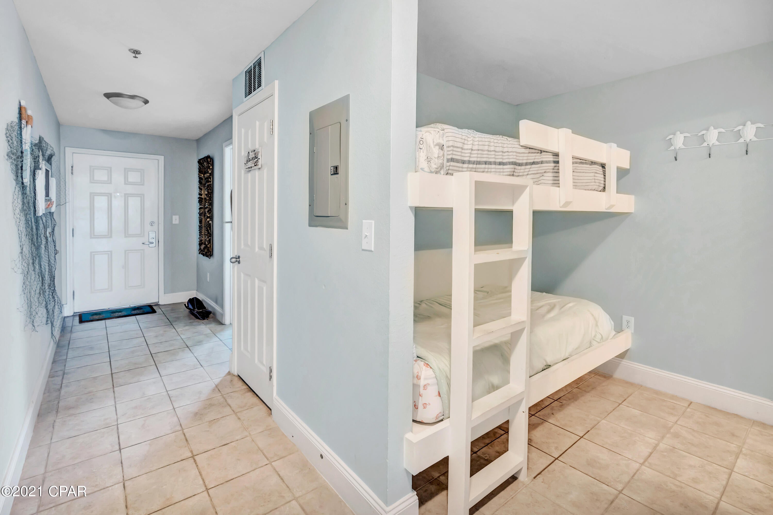 Laketown Wharf - Residential