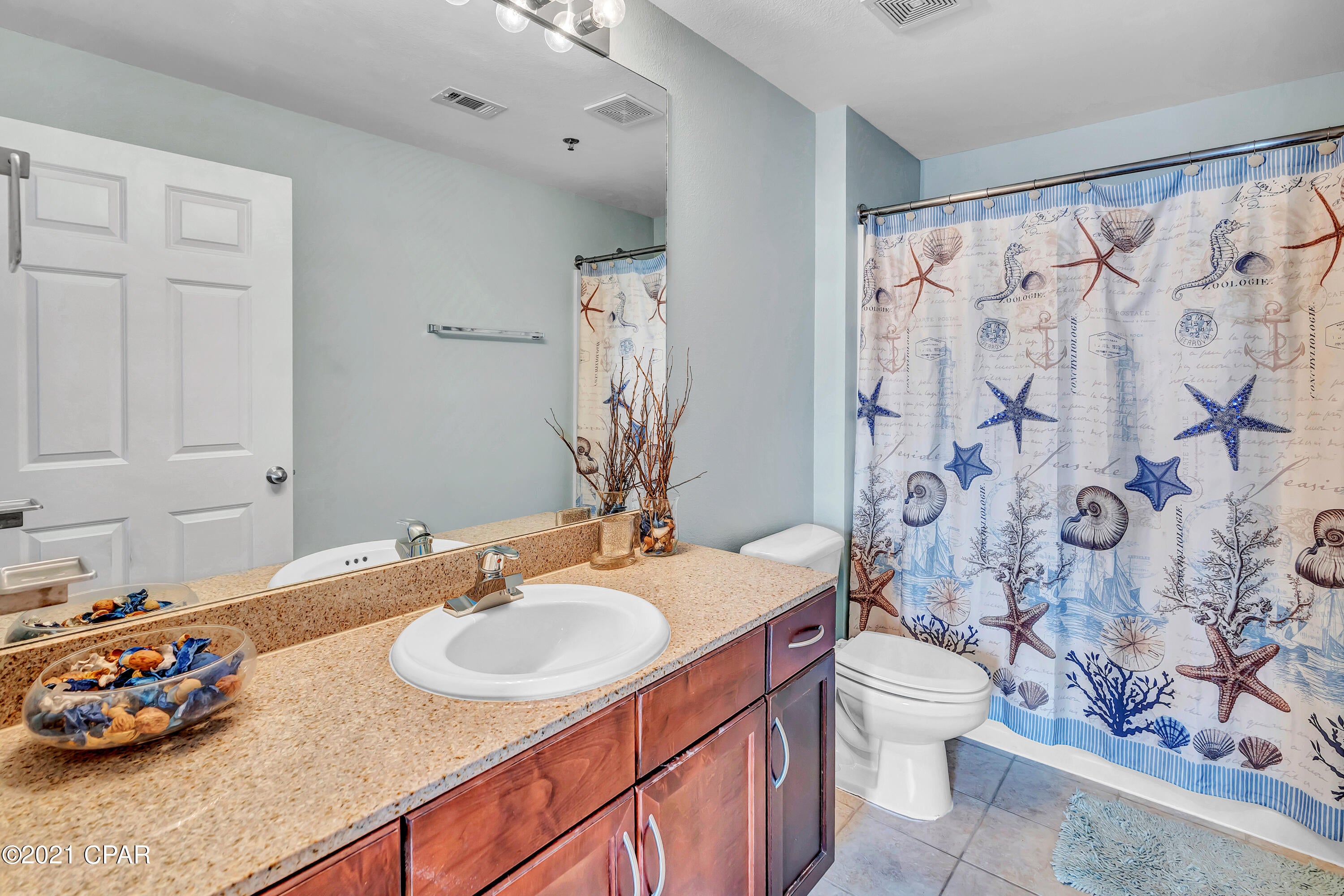Laketown Wharf - Residential