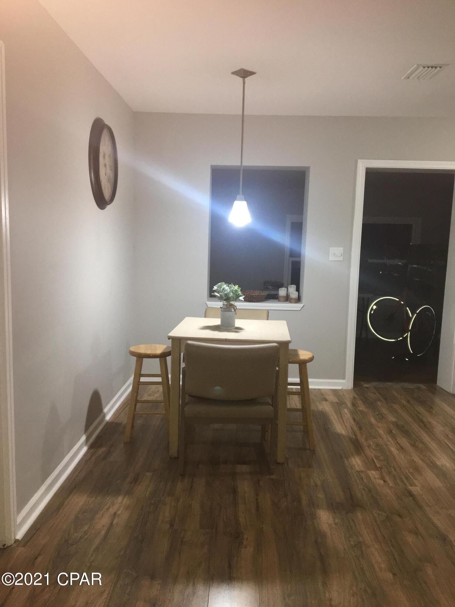 Hentz 1st Add Unit A - Residential