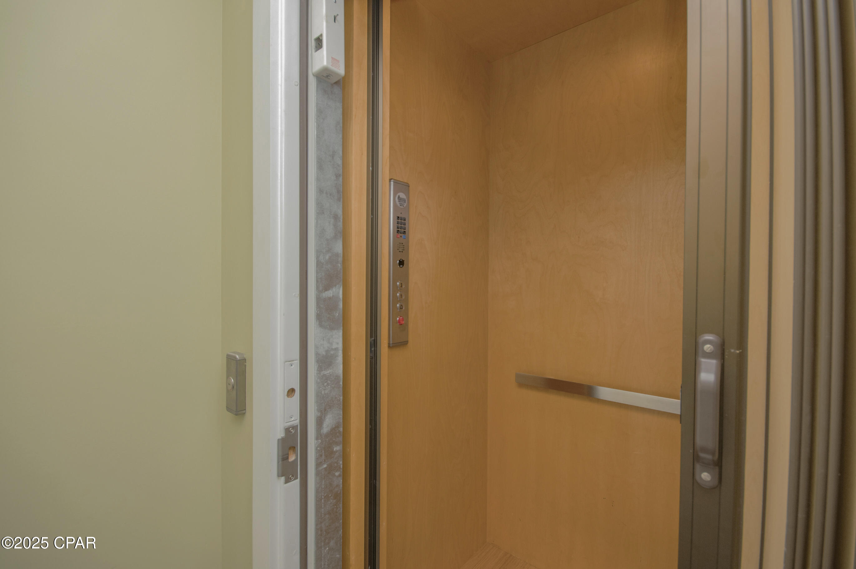 Bare Footin Condominium - Residential
