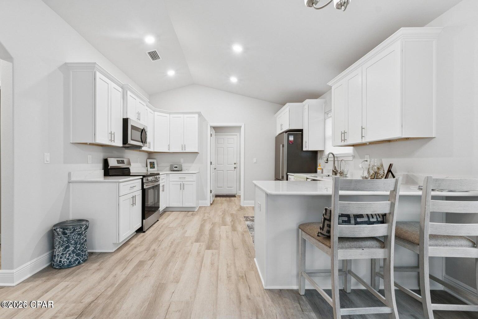 [No Recorded Subdiv] - Residential Lease