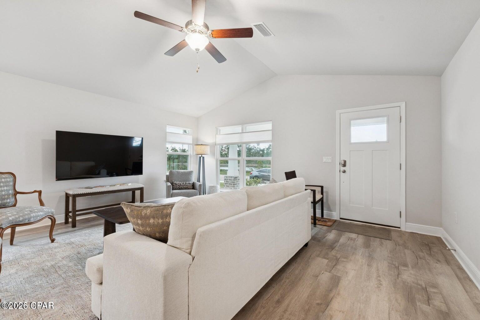 [No Recorded Subdiv] - Residential Lease