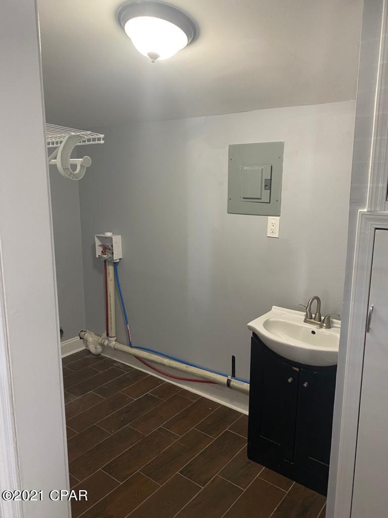 Hentz 1st Add Unit A - Residential