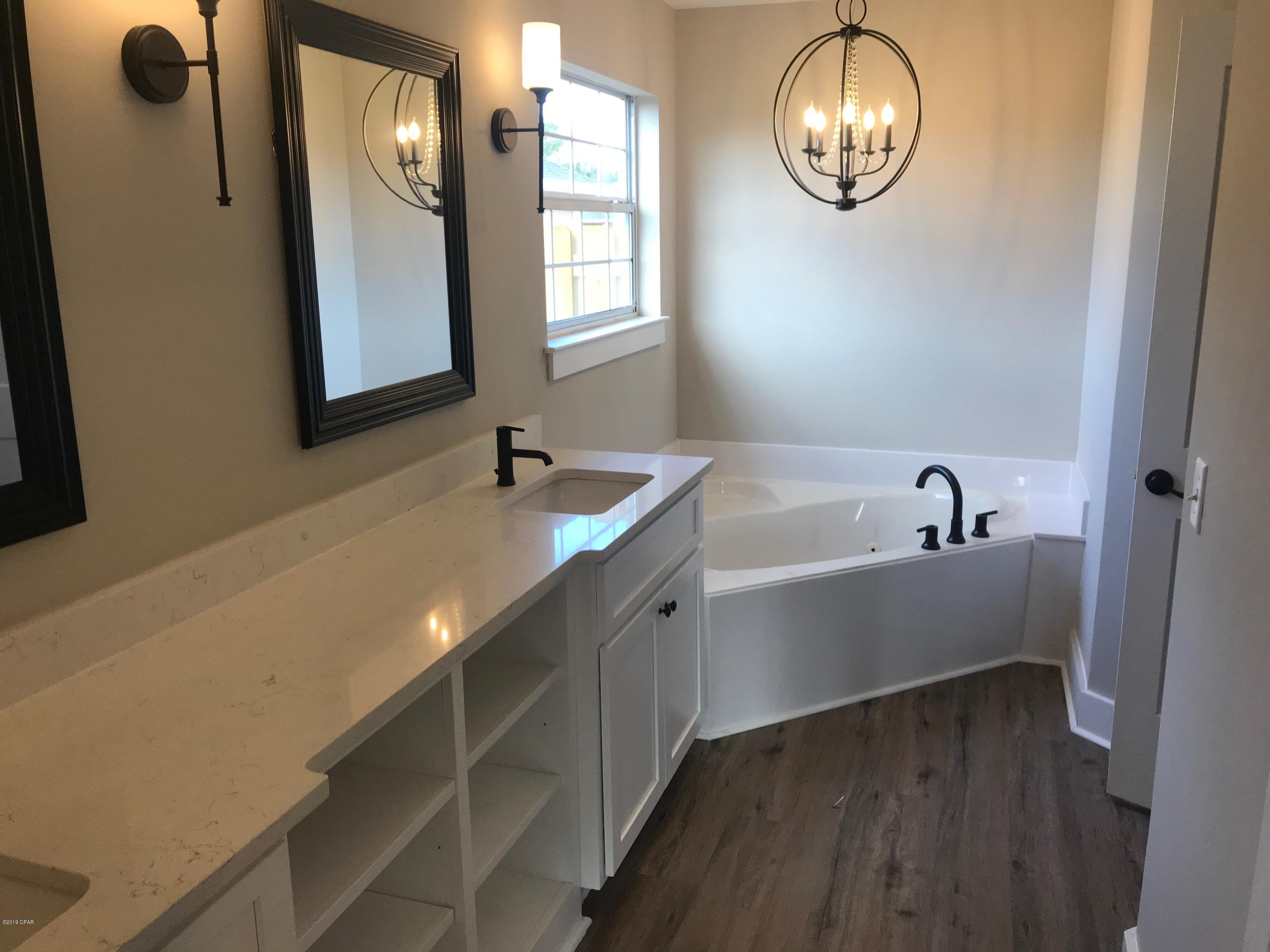 This home has been recently remodeled inside and out. It has four nice sized bedrooms plus a large family room , dining room and den. All bathrooms and the kitchen have recent updates which the pictures show. It has a very big back yard as well. Its rare a rental comes available in the country club.