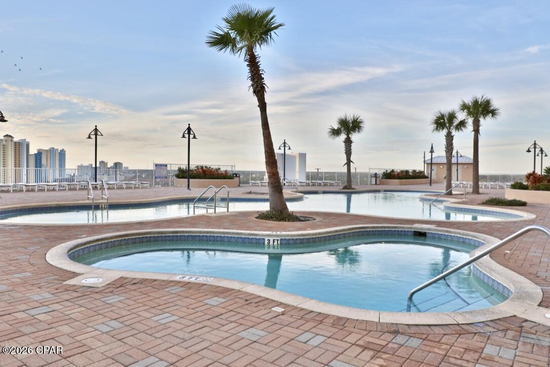 Laketown Wharf - Residential