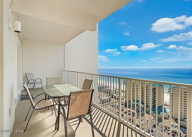 Laketown Wharf - Residential