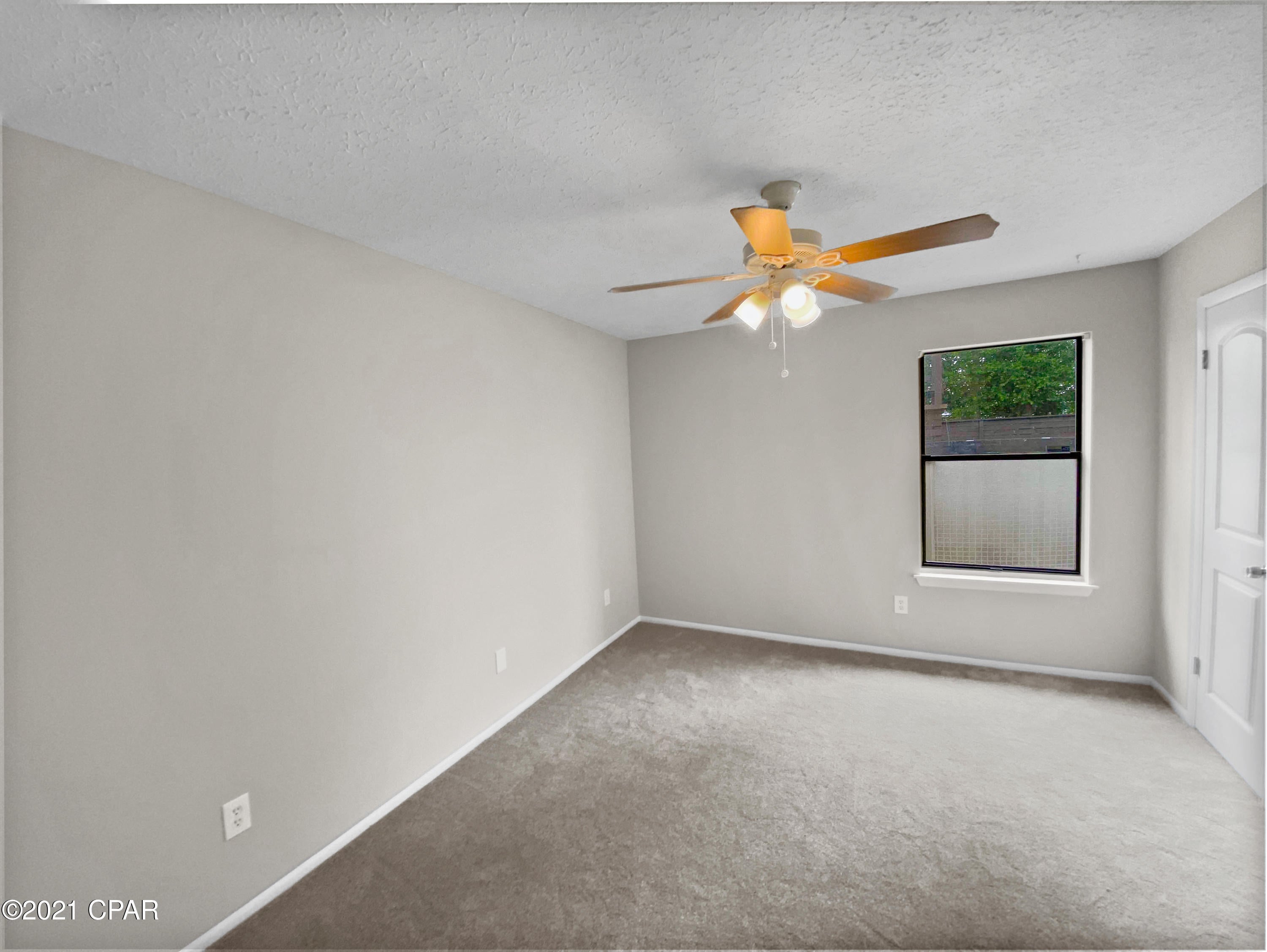 Pine Forest Est Ph 1 - Residential