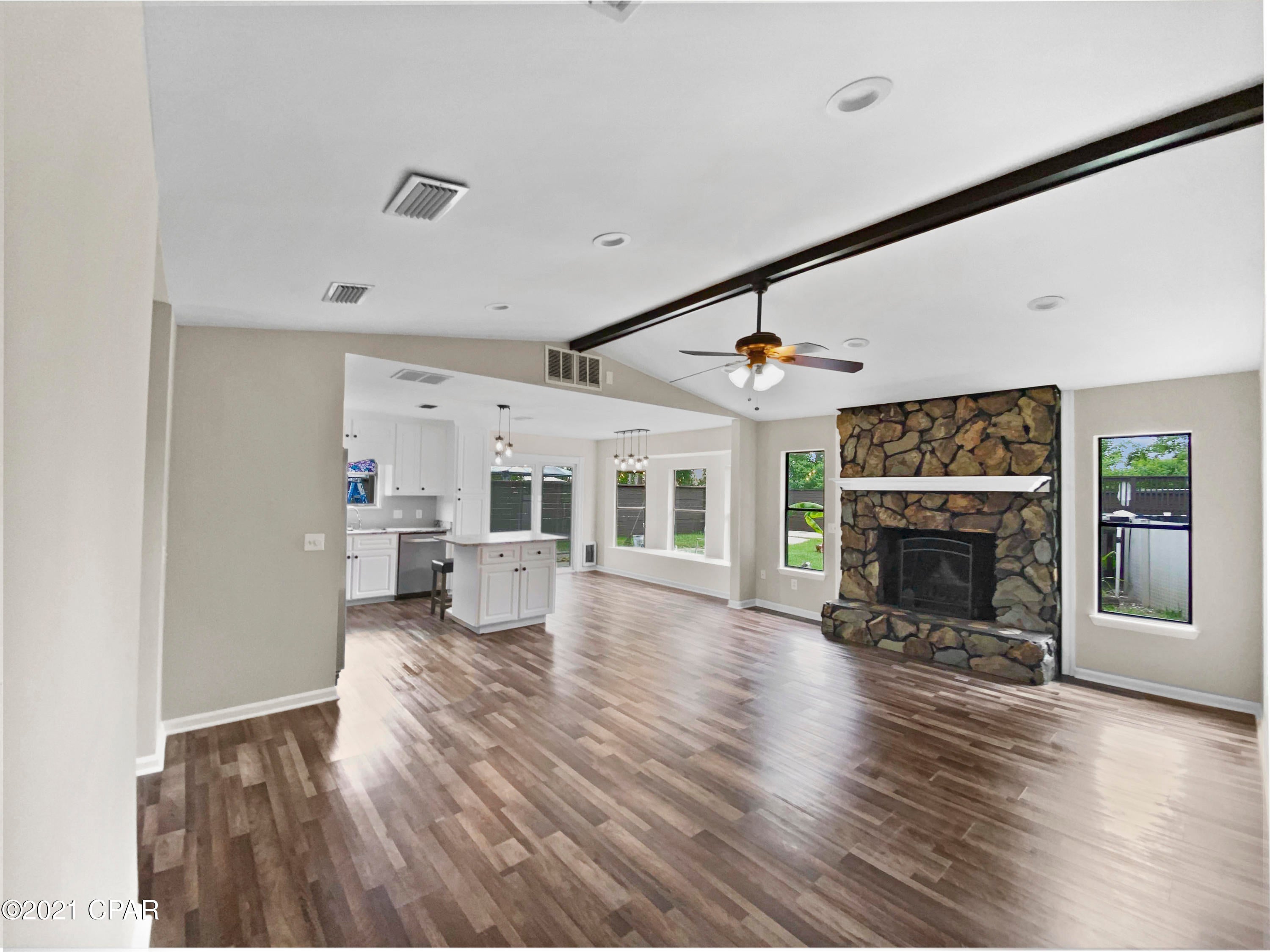 Pine Forest Est Ph 1 - Residential