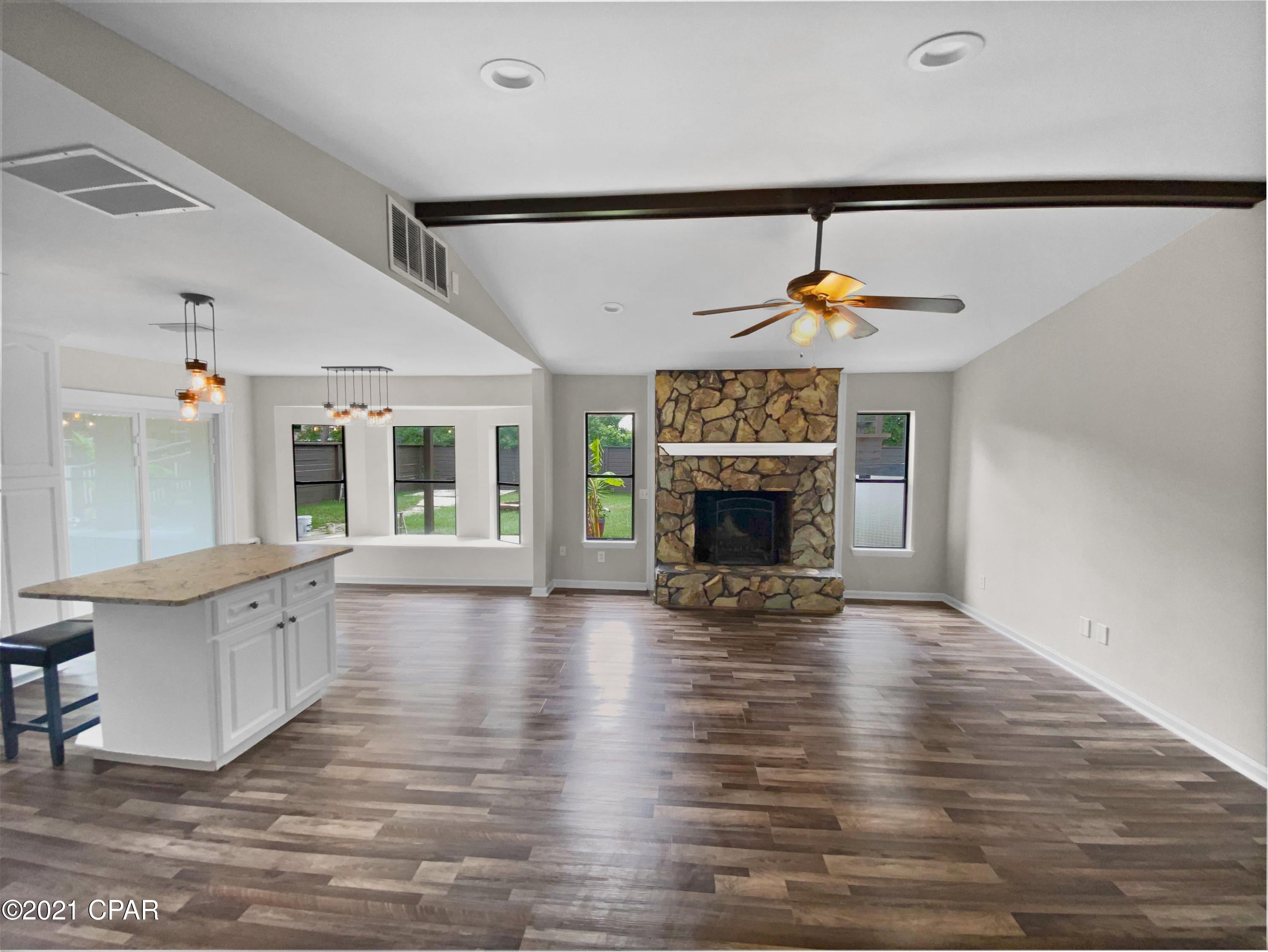 Pine Forest Est Ph 1 - Residential