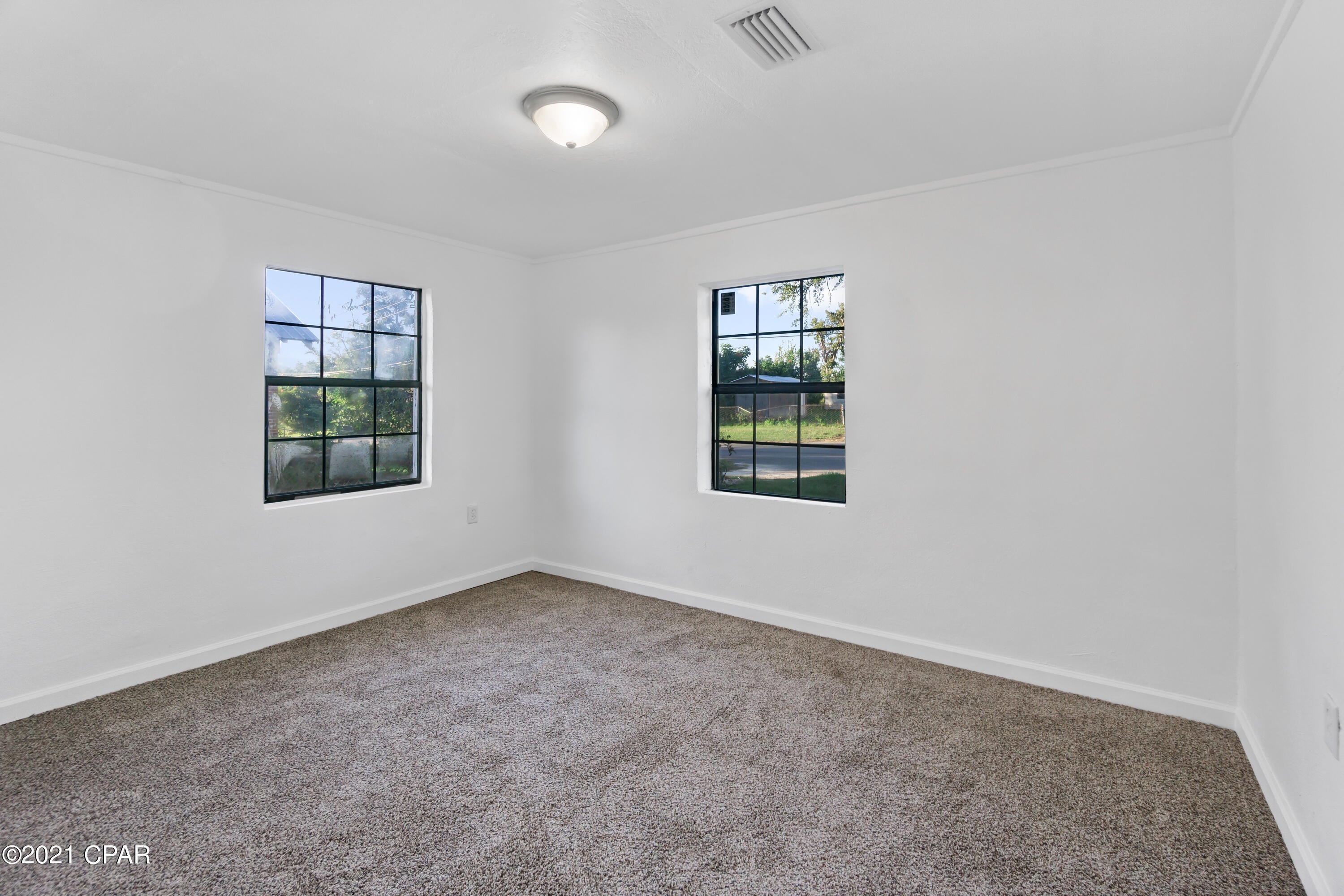 Miltonia & South Marianna - Residential