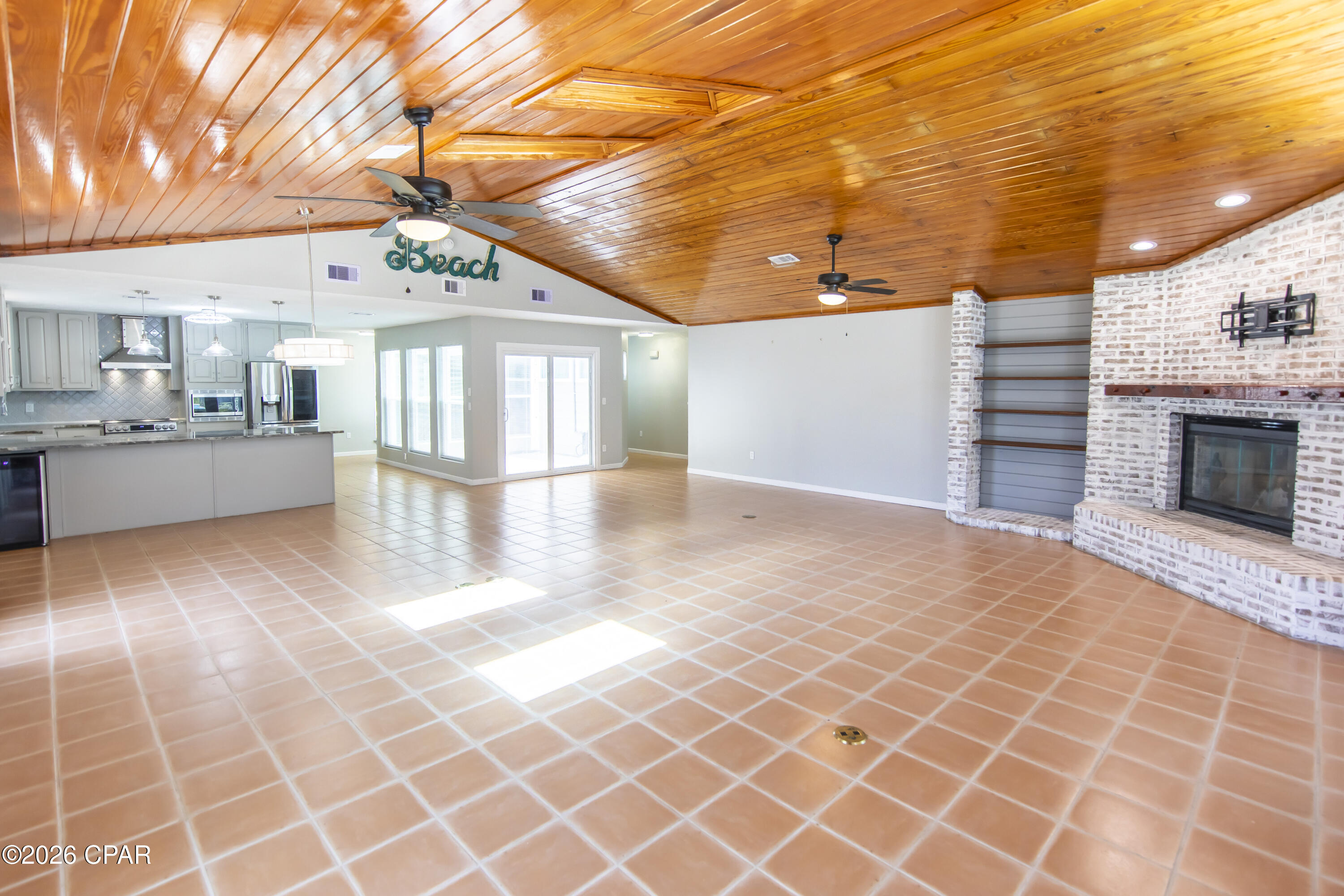 Colony Club - Residential