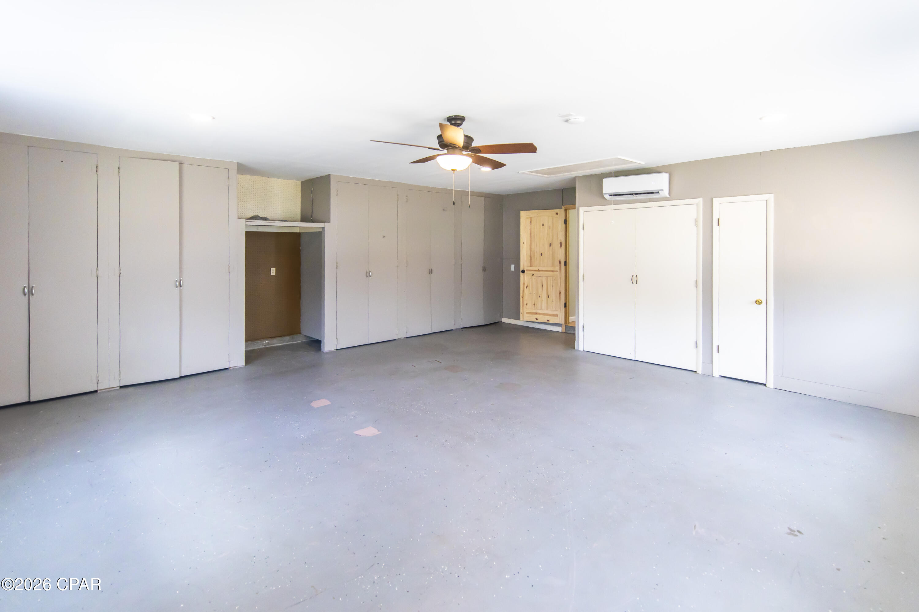 Colony Club - Residential