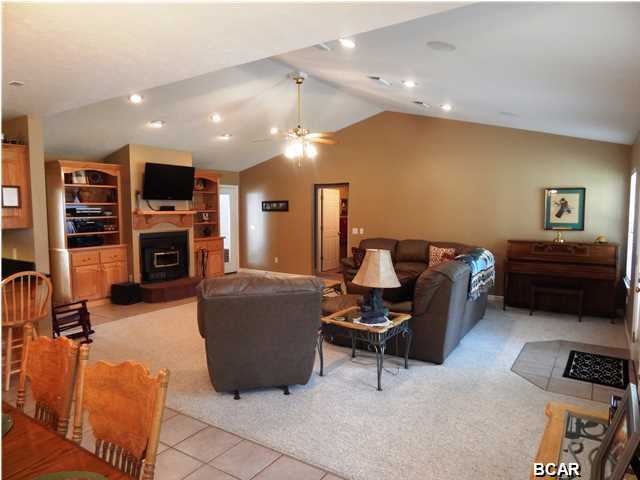 Shoreline Estates - Residential