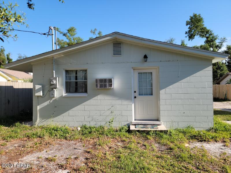 Cute little hidden gem!  This a 1 bedroom, 1 bath Cottage like home located in the ''Cove '' area of Panama City.  Water, sewage, garbage is included with the rent.  This home can be left partially furnished or unfurnished. The Tenant is responsible for Electric and yard maintenance.  Convenient to downtown shopping, restaurants, entertainment venues, Bay Medical and more. Call to schedule a tour.