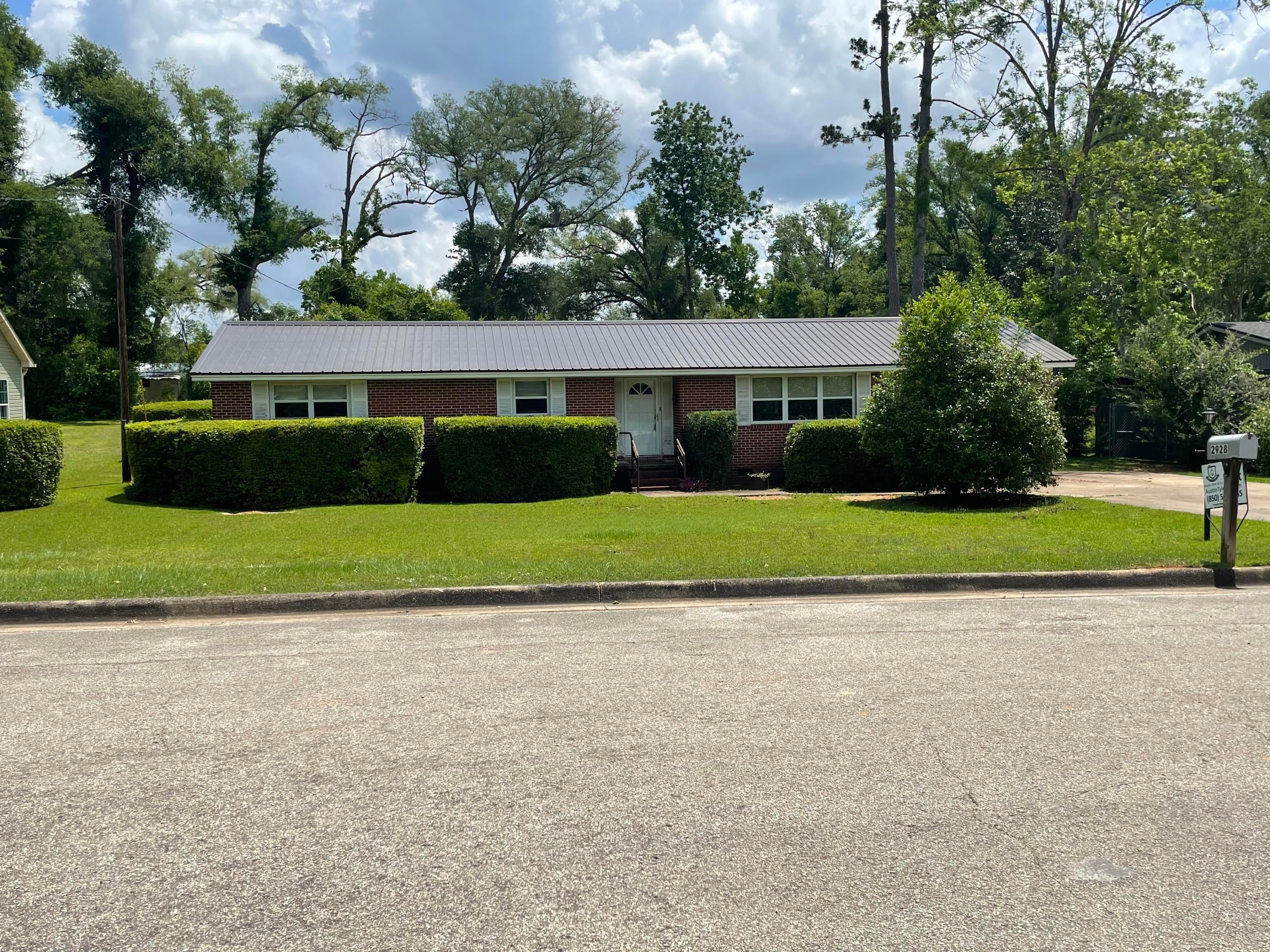 West Manor - Residential