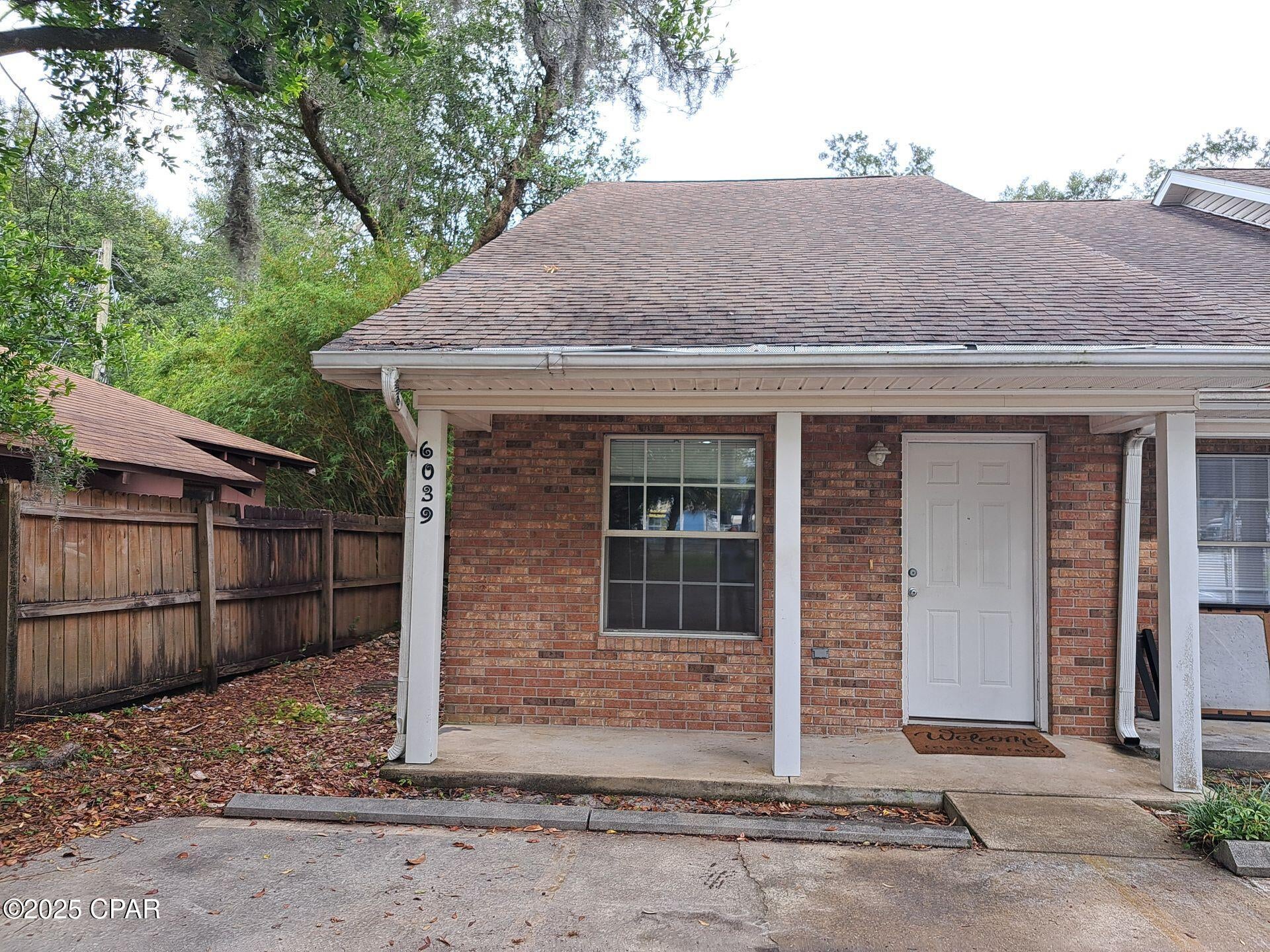 2/2 Waterfront Townhome located at the foot of the Tyndall Bridge. Back patio provides view of West Bay. Walk to the bay from the back yard! All property sizes and ages are approximate, please measure and/or verify if important.
School assignments are subject to change, please check with Bay County for most accurate information.
Deposit is the same as the rent.
Pets NOT Allowed!