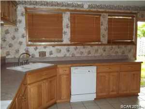 This 3/2 home is move in ready.Call for appointment today. Section 8 is accepted.Click picture for more photos.