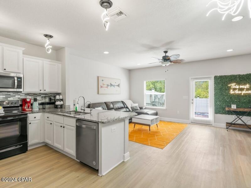 Hathaway Townhomes - Residential Lease